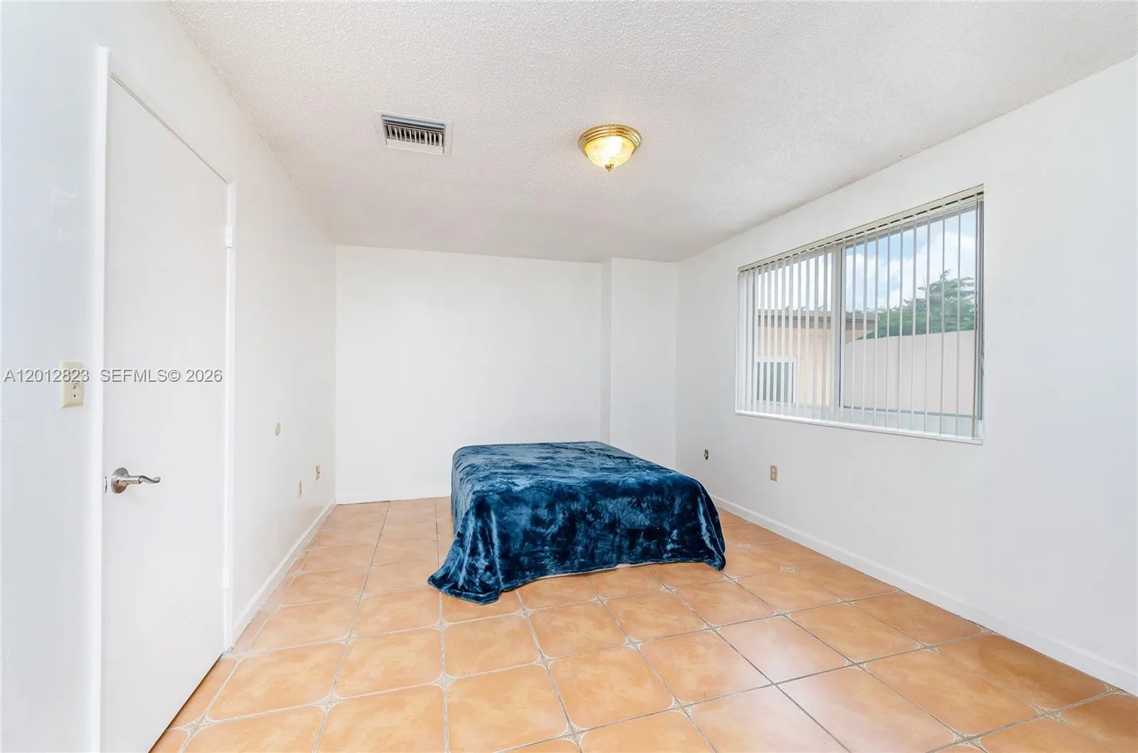1007 Nw 106th Ave Cir, Miami, Florida 33172, Miami, Florida 33172, 4 Bedrooms Bedrooms, ,3 BathroomsBathrooms,Residential,For Sale,1007 Nw 106th Ave Cir, Miami, Florida 33172,A12012823