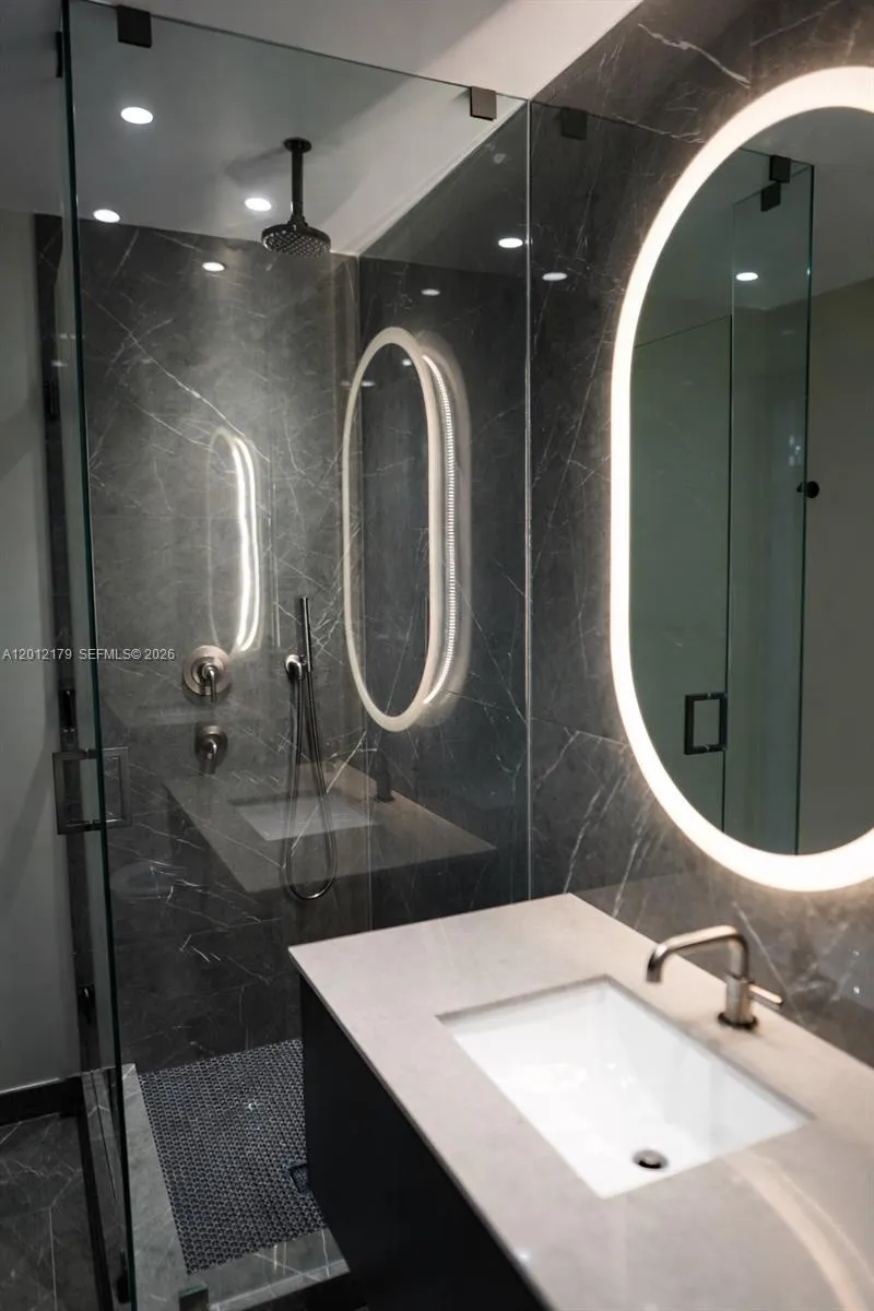 20 Ne 11 Th St 3403a, Miami, Florida 33132, Miami, Florida 33132, 3 Rooms Rooms,1 BathroomBathrooms,Residential,For Sale,20 Ne 11 Th St 3403a, Miami, Florida 33132,A12012179