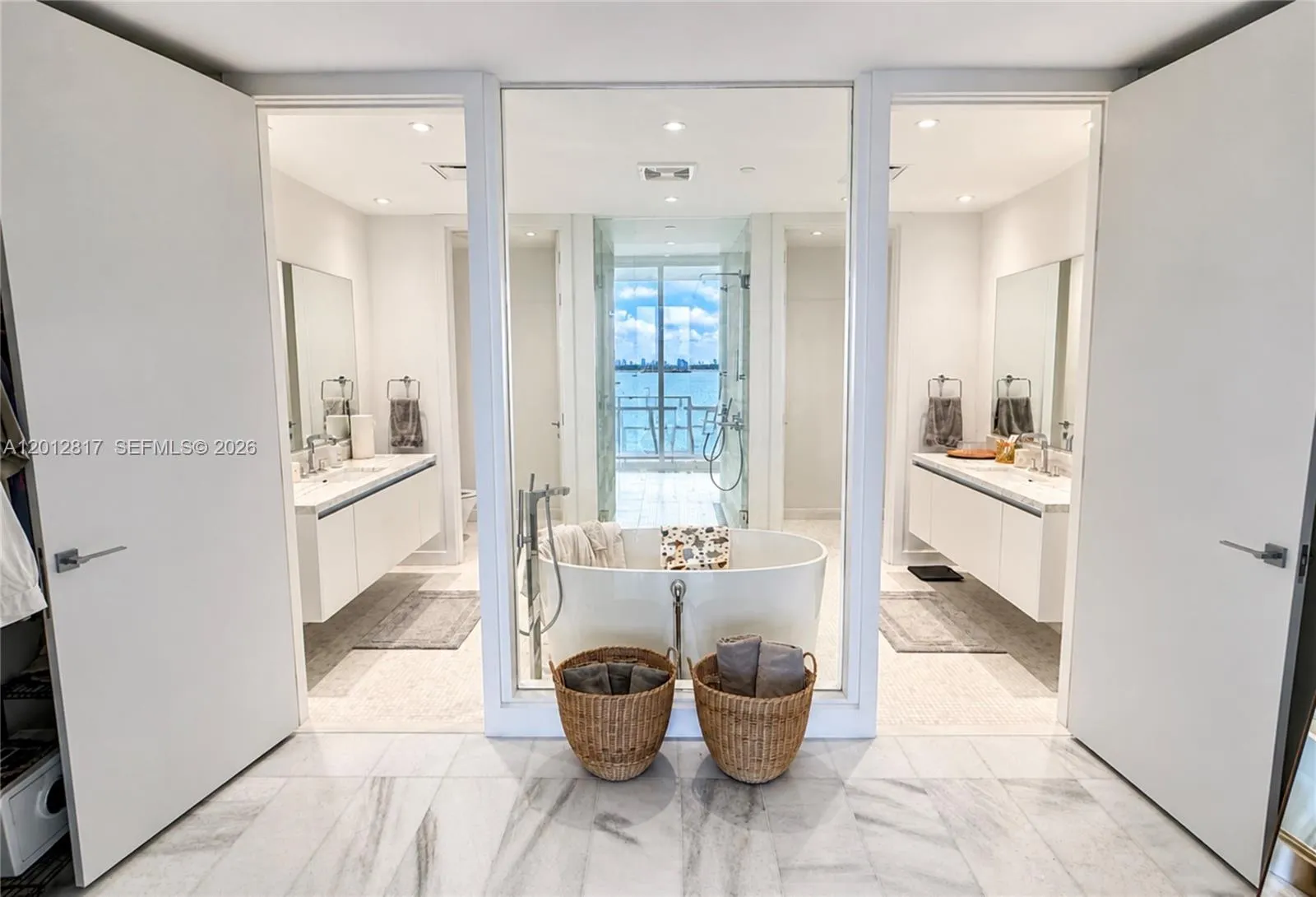700 Ne 26th Ter 1402, Miami, Florida 33137, Miami, Florida 33137, 2 Bedrooms Bedrooms, ,3 BathroomsBathrooms,Residential,For Sale,700 Ne 26th Ter 1402, Miami, Florida 33137,A12012817