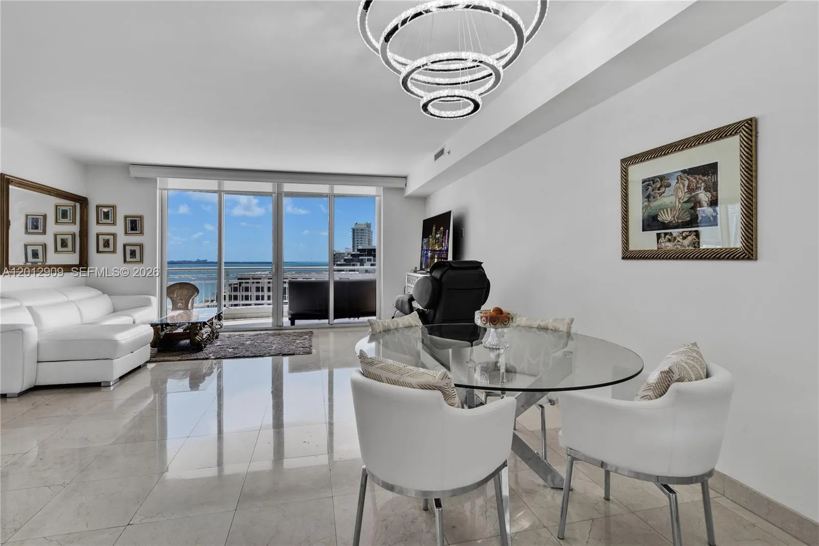 848 Brickell Key Dr 1903, Miami, Florida 33131, Miami, Florida 33131, 1 Bedroom Bedrooms, ,1 BathroomBathrooms,Residential Lease,For Rent,848 Brickell Key Dr 1903, Miami, Florida 33131,A12012909