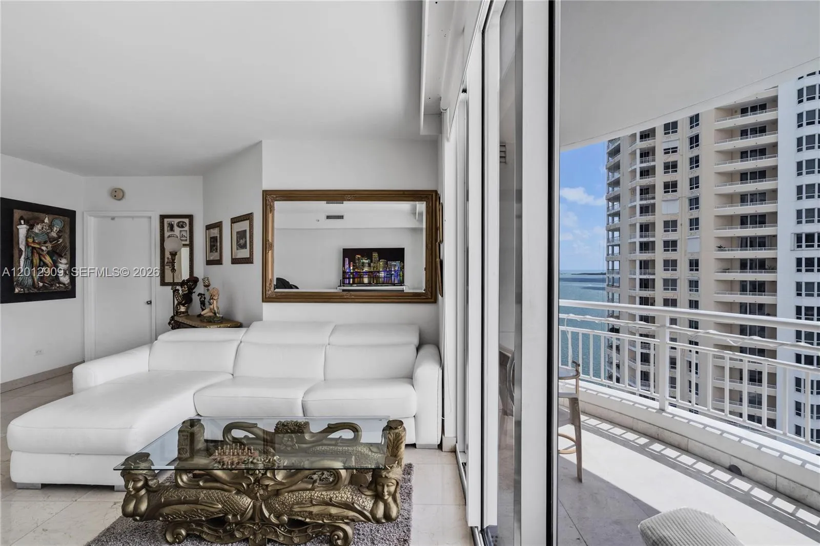 848 Brickell Key Dr 1903, Miami, Florida 33131, Miami, Florida 33131, 1 Bedroom Bedrooms, ,1 BathroomBathrooms,Residential Lease,For Rent,848 Brickell Key Dr 1903, Miami, Florida 33131,A12012909