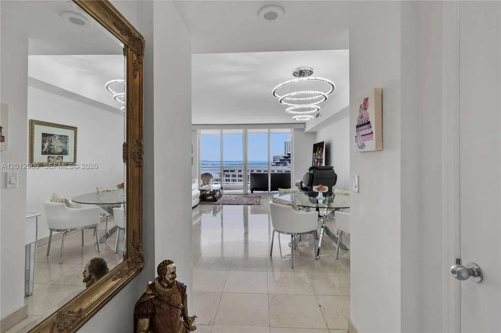 848 Brickell Key Dr 1903, Miami, Florida 33131, Miami, Florida 33131, 1 Bedroom Bedrooms, ,1 BathroomBathrooms,Residential Lease,For Rent,848 Brickell Key Dr 1903, Miami, Florida 33131,A12012909
