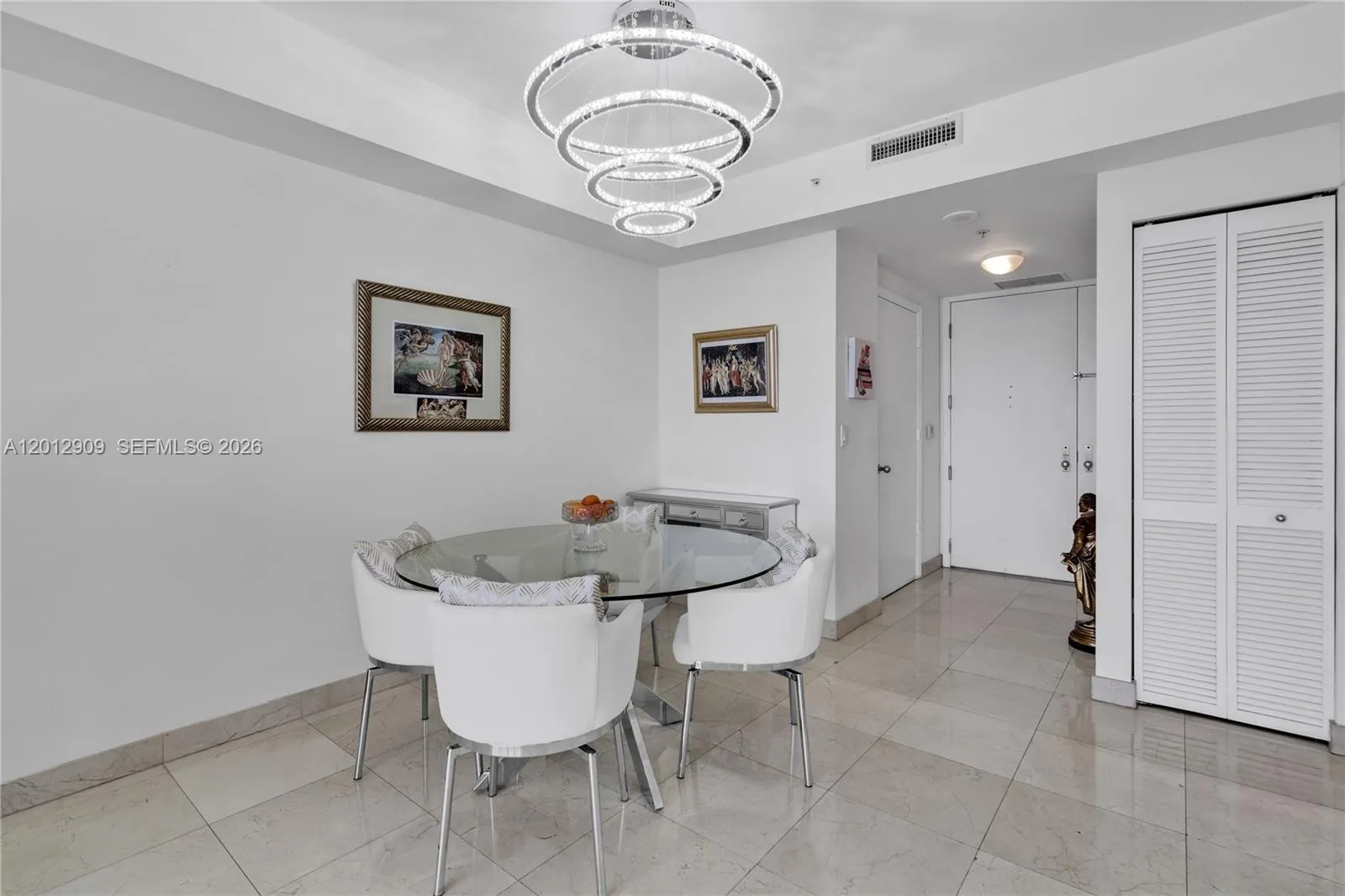 848 Brickell Key Dr 1903, Miami, Florida 33131, Miami, Florida 33131, 1 Bedroom Bedrooms, ,1 BathroomBathrooms,Residential Lease,For Rent,848 Brickell Key Dr 1903, Miami, Florida 33131,A12012909
