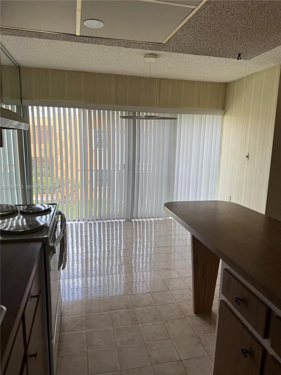 9320 W Flagler St 201d, Miami, Florida 33174, Miami, Florida 33174, 2 Bedrooms Bedrooms, ,1 BathroomBathrooms,Residential,For Sale,9320 W Flagler St 201d, Miami, Florida 33174,A12004773