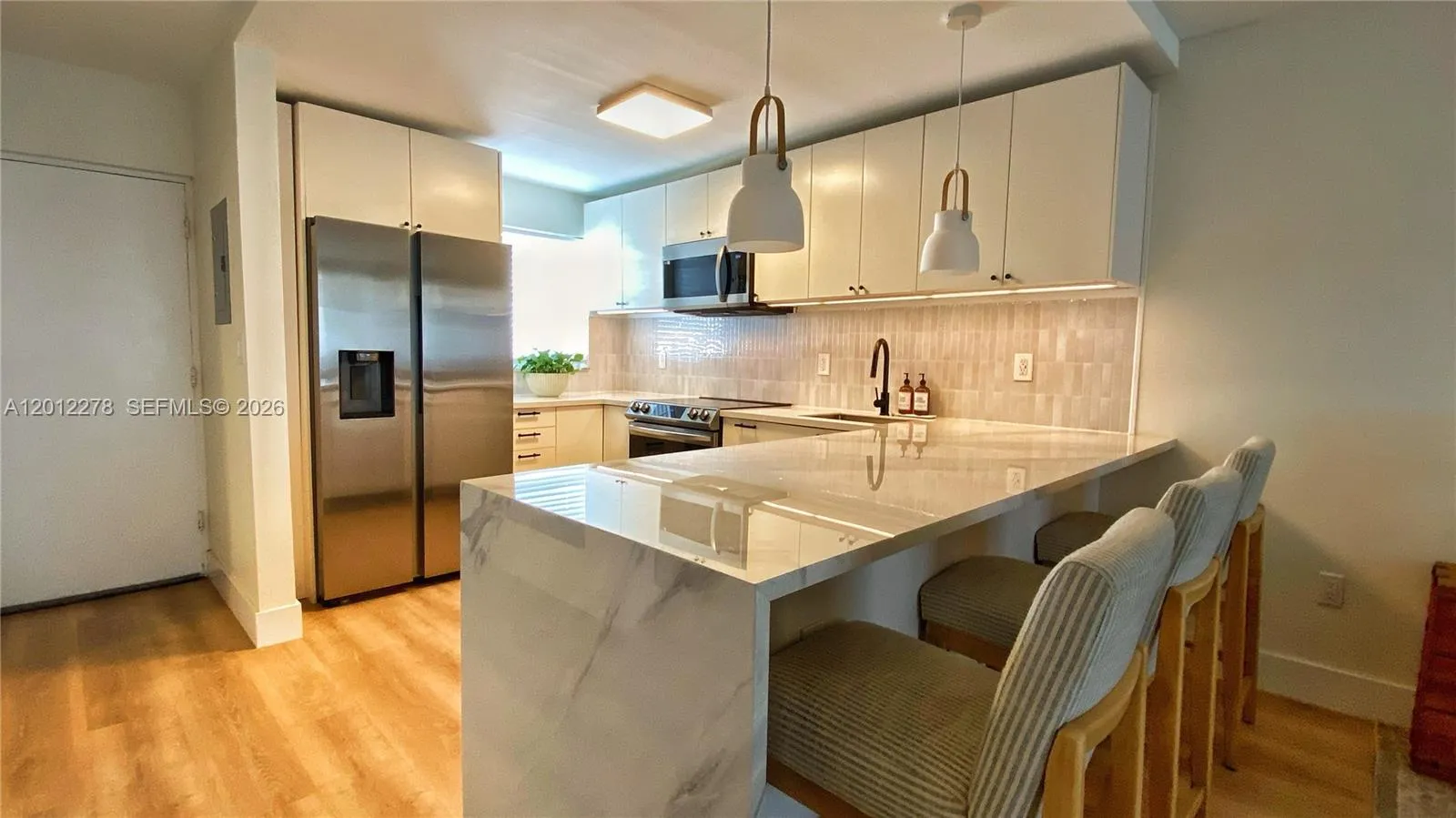 1331 Lincoln Rd 702, Miami Beach, Florida 33139, Miami Beach, Florida 33139, 2 Bedrooms Bedrooms, ,1 BathroomBathrooms,Residential,For Sale,1331 Lincoln Rd 702, Miami Beach, Florida 33139,A12012278