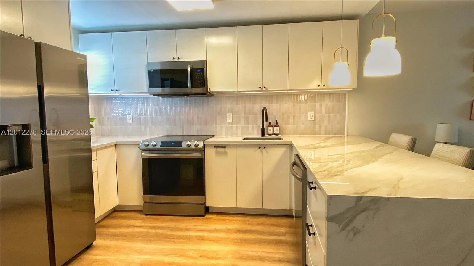 1331 Lincoln Rd 702, Miami Beach, Florida 33139, Miami Beach, Florida 33139, 2 Bedrooms Bedrooms, ,1 BathroomBathrooms,Residential,For Sale,1331 Lincoln Rd 702, Miami Beach, Florida 33139,A12012278