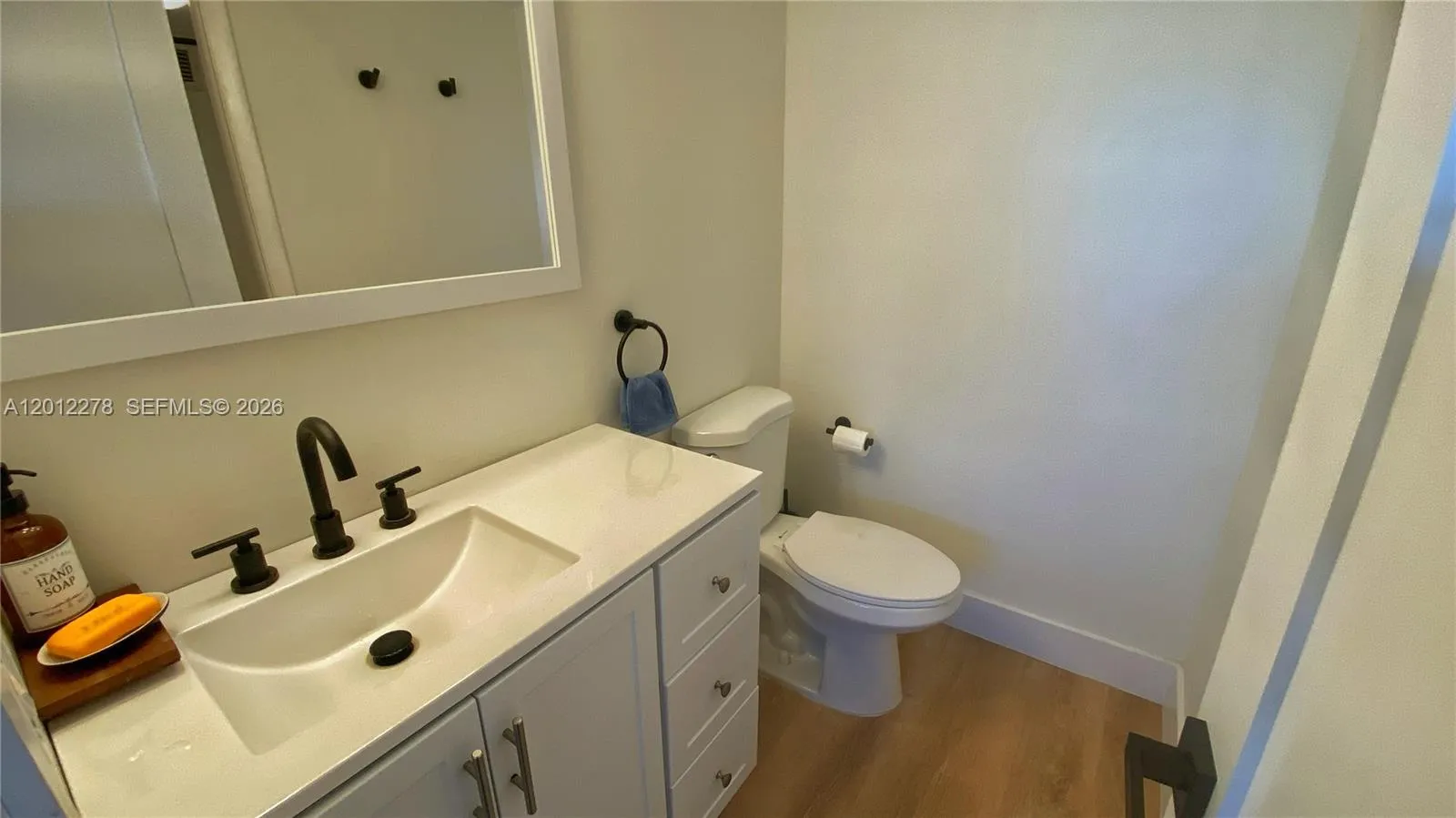 1331 Lincoln Rd 702, Miami Beach, Florida 33139, Miami Beach, Florida 33139, 2 Bedrooms Bedrooms, ,1 BathroomBathrooms,Residential,For Sale,1331 Lincoln Rd 702, Miami Beach, Florida 33139,A12012278
