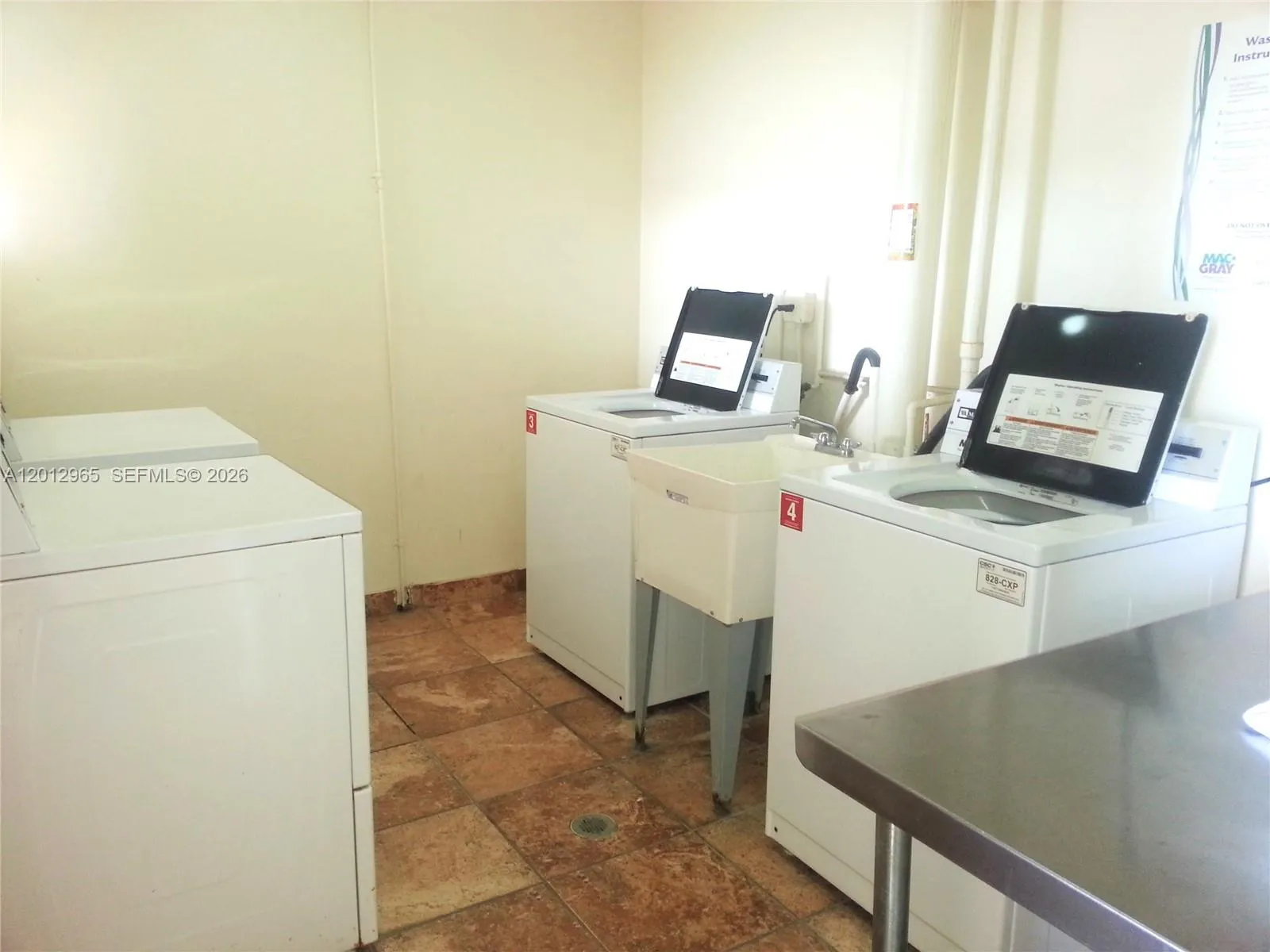 1770 Ne 191st St 813-1, Miami, Florida 33179, Miami, Florida 33179, 1 Bedroom Bedrooms, ,1 BathroomBathrooms,Residential Lease,For Rent,1770 Ne 191st St 813-1, Miami, Florida 33179,A12012965