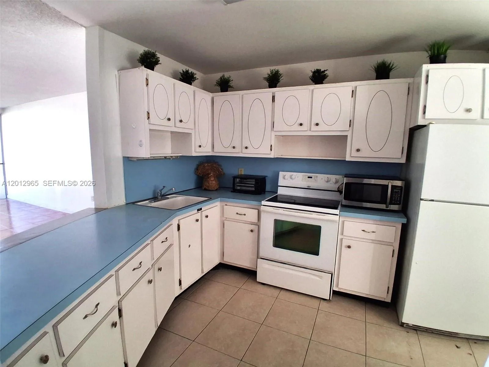 1770 Ne 191st St 813-1, Miami, Florida 33179, Miami, Florida 33179, 1 Bedroom Bedrooms, ,1 BathroomBathrooms,Residential Lease,For Rent,1770 Ne 191st St 813-1, Miami, Florida 33179,A12012965
