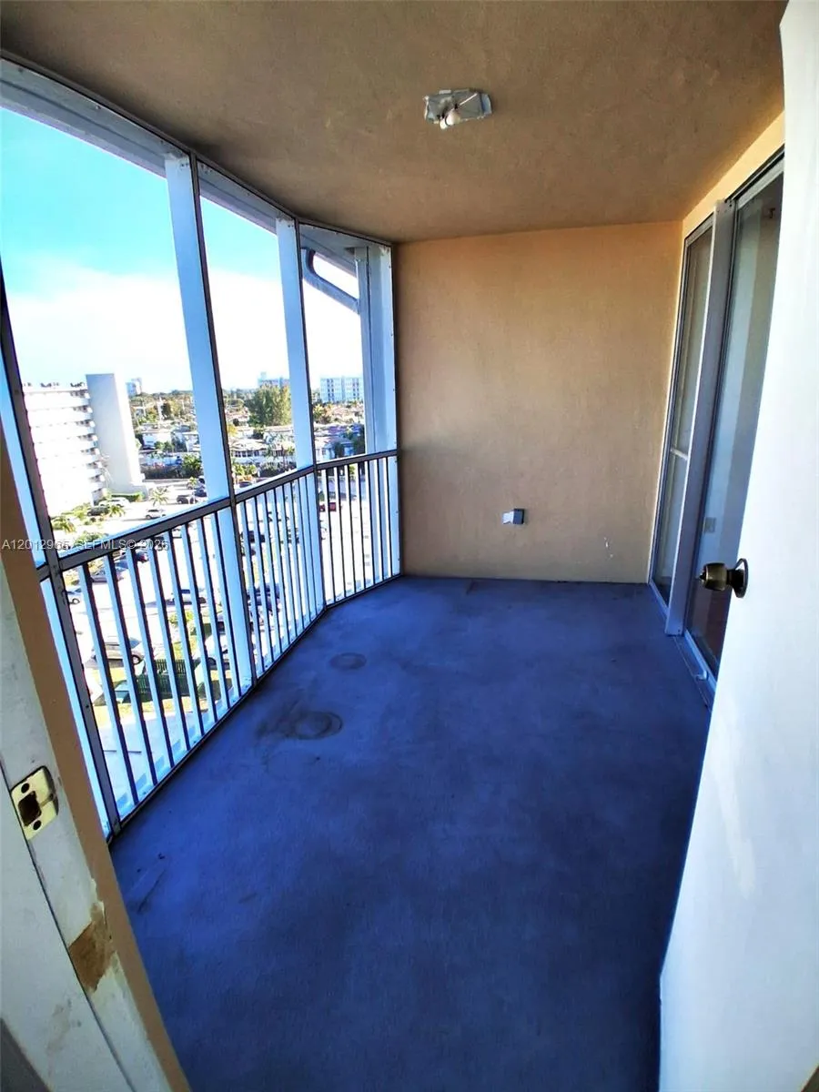 1770 Ne 191st St 813-1, Miami, Florida 33179, Miami, Florida 33179, 1 Bedroom Bedrooms, ,1 BathroomBathrooms,Residential Lease,For Rent,1770 Ne 191st St 813-1, Miami, Florida 33179,A12012965
