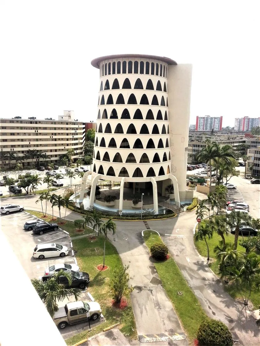 1770 Ne 191st St 813-1, Miami, Florida 33179, Miami, Florida 33179, 1 Bedroom Bedrooms, ,1 BathroomBathrooms,Residential Lease,For Rent,1770 Ne 191st St 813-1, Miami, Florida 33179,A12012965