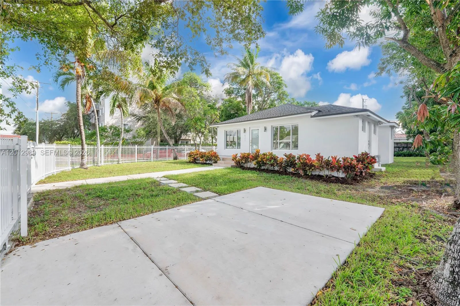 521 Nw 33rd Ave, Miami, Florida 33125, Miami, Florida 33125, ,Residential Income,For Sale,521 Nw 33rd Ave, Miami, Florida 33125,A12012989