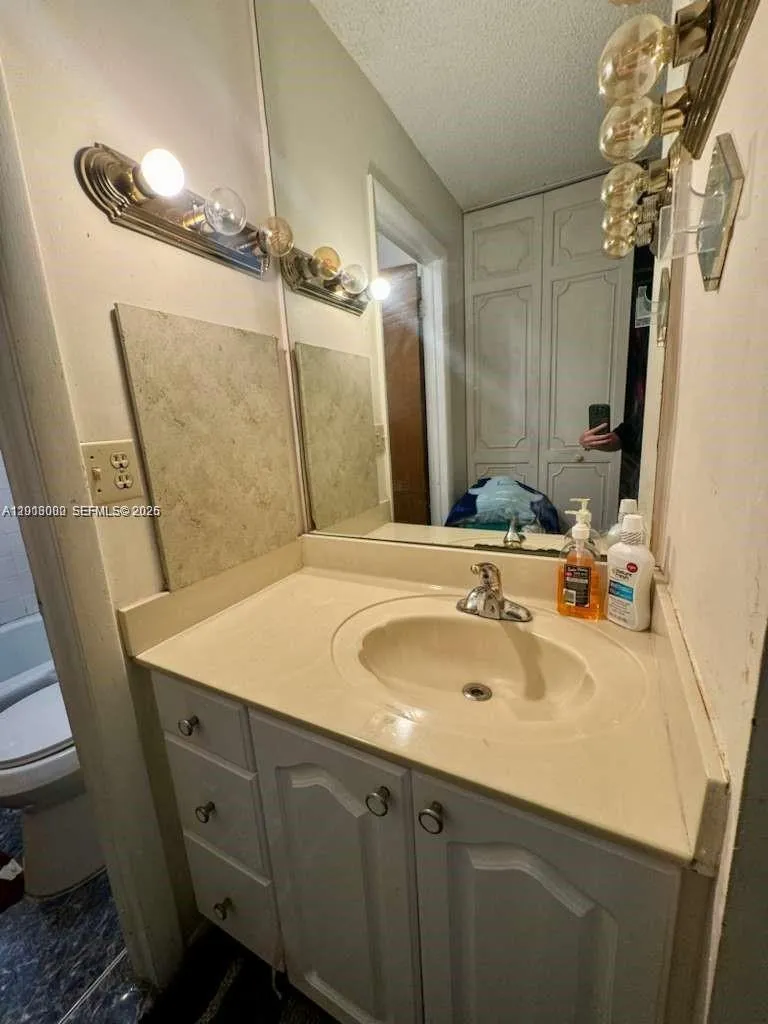 3730 Inverrary Dr 3b, Lauderhill, Florida 33319, Lauderhill, Florida 33319, 1 Bedroom Bedrooms, ,1 BathroomBathrooms,Residential,For Sale,3730 Inverrary Dr 3b, Lauderhill, Florida 33319,A12013000