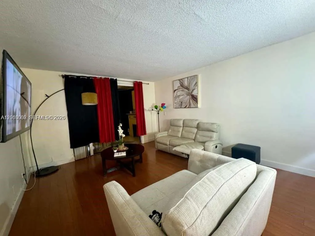 3730 Inverrary Dr 3b, Lauderhill, Florida 33319, Lauderhill, Florida 33319, 1 Bedroom Bedrooms, ,1 BathroomBathrooms,Residential,For Sale,3730 Inverrary Dr 3b, Lauderhill, Florida 33319,A12013000