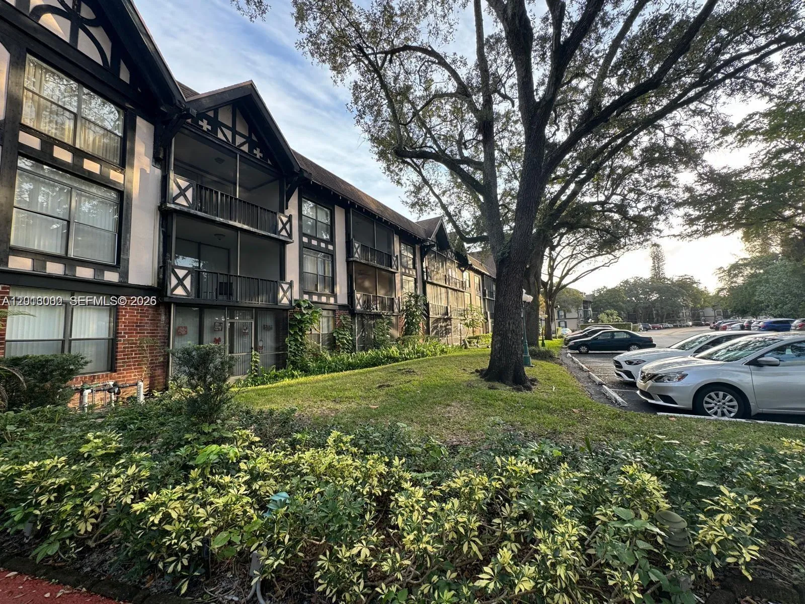 3730 Inverrary Dr 3b, Lauderhill, Florida 33319, Lauderhill, Florida 33319, 1 Bedroom Bedrooms, ,1 BathroomBathrooms,Residential,For Sale,3730 Inverrary Dr 3b, Lauderhill, Florida 33319,A12013000