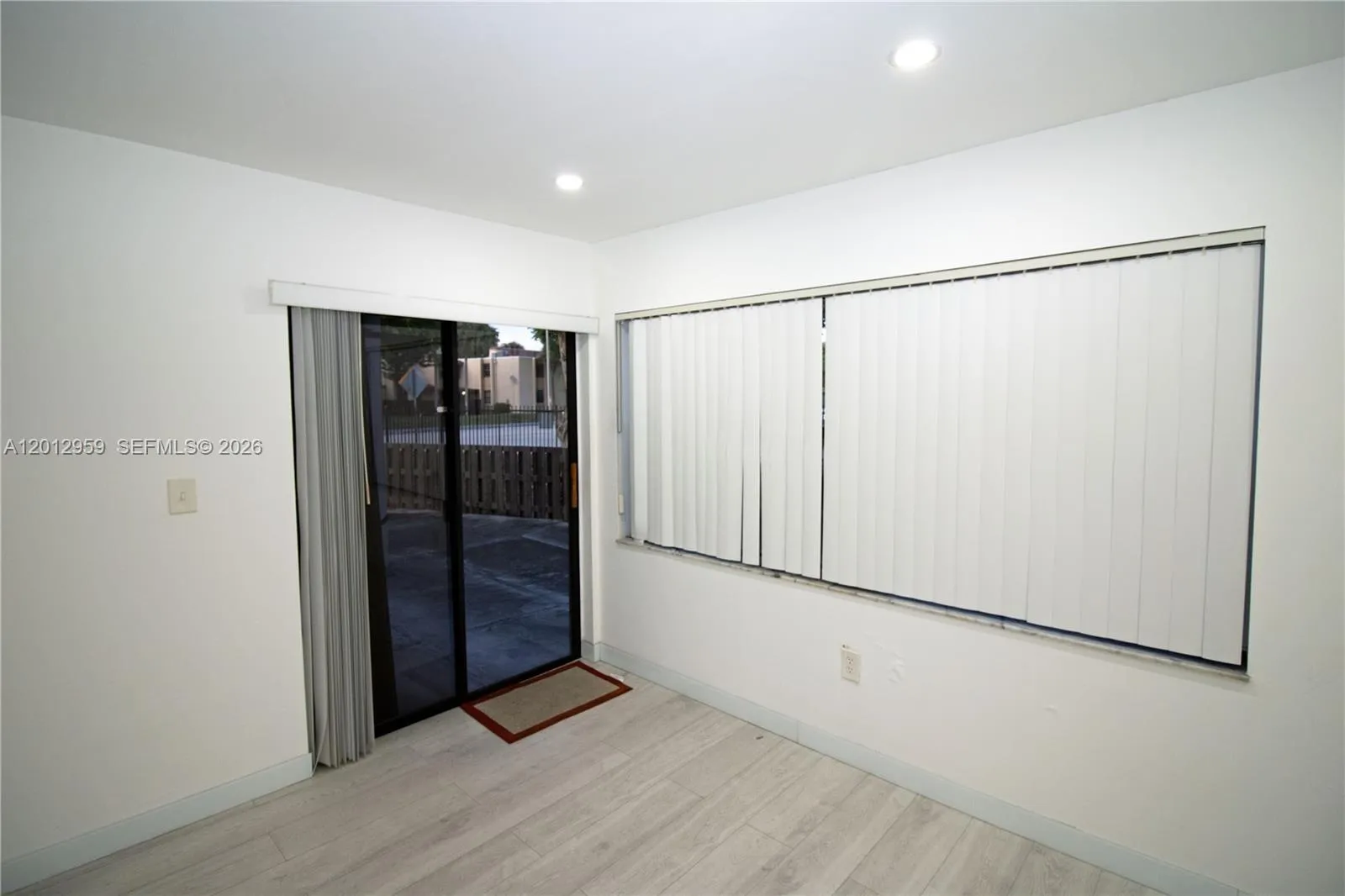 240 W Park Dr 108-4, Miami, Florida 33172, Miami, Florida 33172, 2 Bedrooms Bedrooms, ,2 BathroomsBathrooms,Residential,For Sale,240 W Park Dr 108-4, Miami, Florida 33172,A12012959