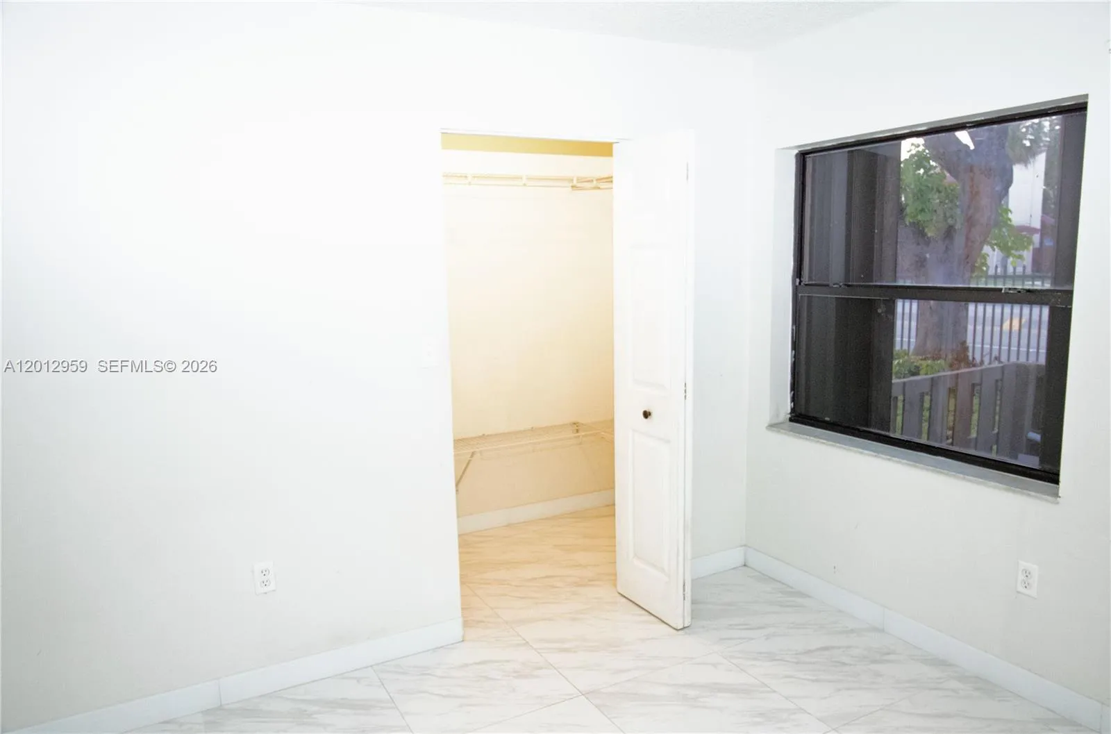 240 W Park Dr 108-4, Miami, Florida 33172, Miami, Florida 33172, 2 Bedrooms Bedrooms, ,2 BathroomsBathrooms,Residential,For Sale,240 W Park Dr 108-4, Miami, Florida 33172,A12012959