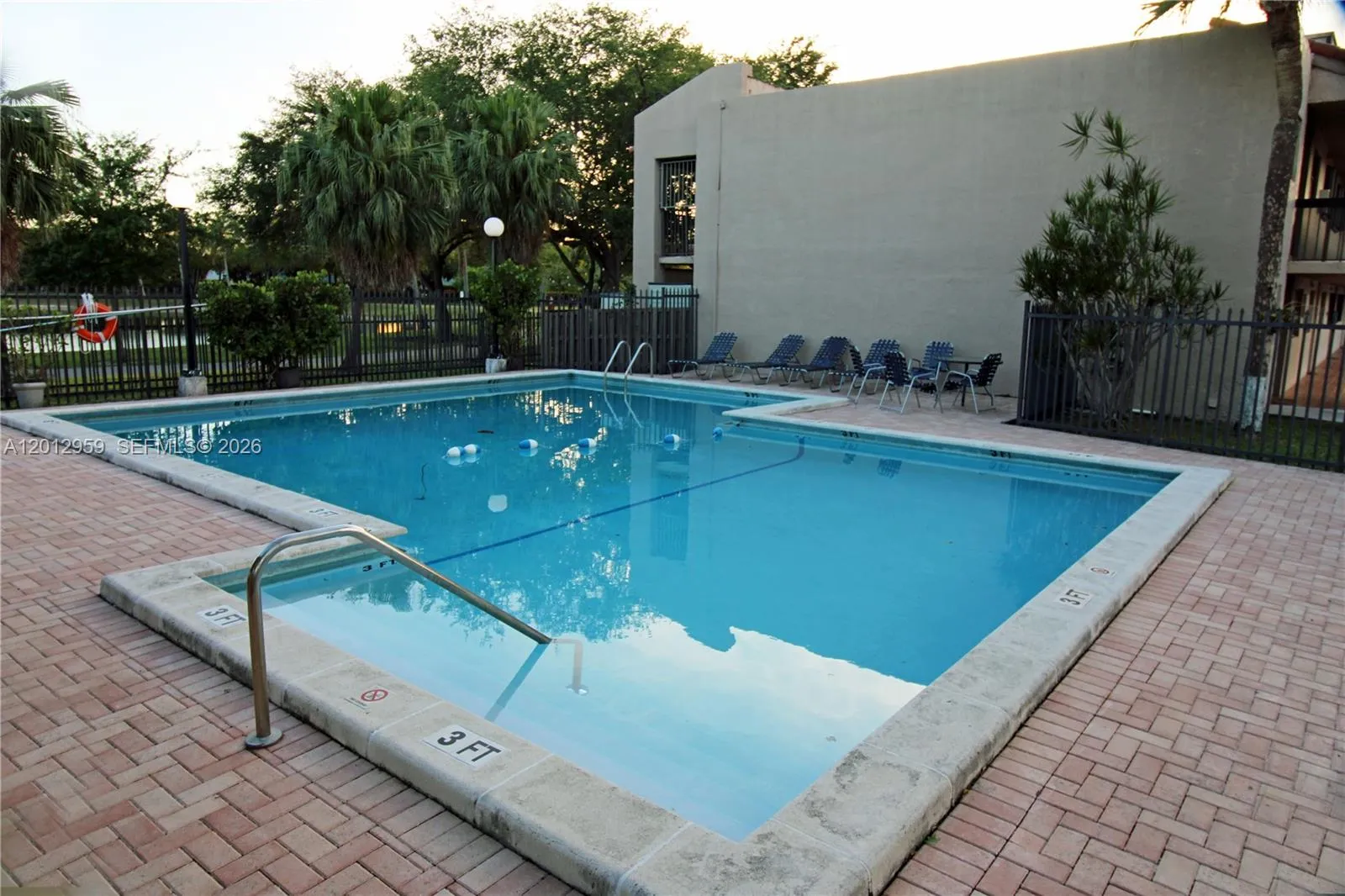 240 W Park Dr 108-4, Miami, Florida 33172, Miami, Florida 33172, 2 Bedrooms Bedrooms, ,2 BathroomsBathrooms,Residential,For Sale,240 W Park Dr 108-4, Miami, Florida 33172,A12012959