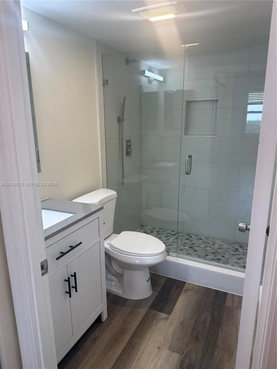 1625 Se 10th Ave 804, Fort Lauderdale, Florida 333, Fort Lauderdale, Florida 33316, 2 Bedrooms Bedrooms, ,2 BathroomsBathrooms,Residential,For Sale,1625 Se 10th Ave 804, Fort Lauderdale, Florida 333,A12013012