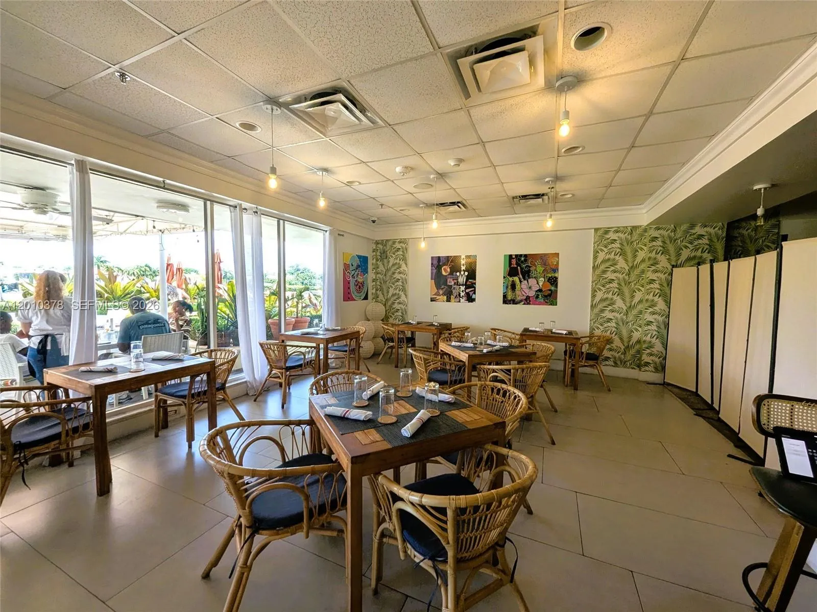5600 Collins Ave 9e, Miami Beach, Florida 33140, Miami Beach, Florida 33140, 2 Bedrooms Bedrooms, ,2 BathroomsBathrooms,Residential,For Sale,5600 Collins Ave 9e, Miami Beach, Florida 33140,A12010378
