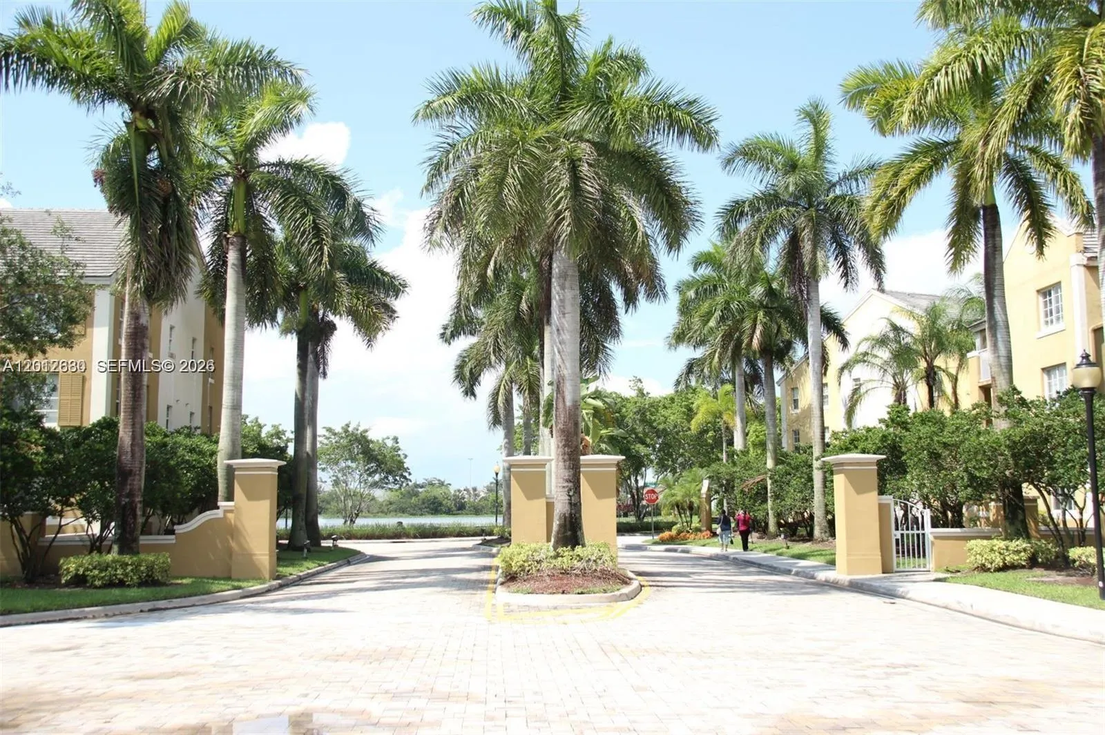 655 Sw 111th Way 201, Pembroke Pines, Florida 3302, Pembroke Pines, Florida 33025, 3 Bedrooms Bedrooms, ,2 BathroomsBathrooms,Residential,For Sale,655 Sw 111th Way 201, Pembroke Pines, Florida 3302,A12012630