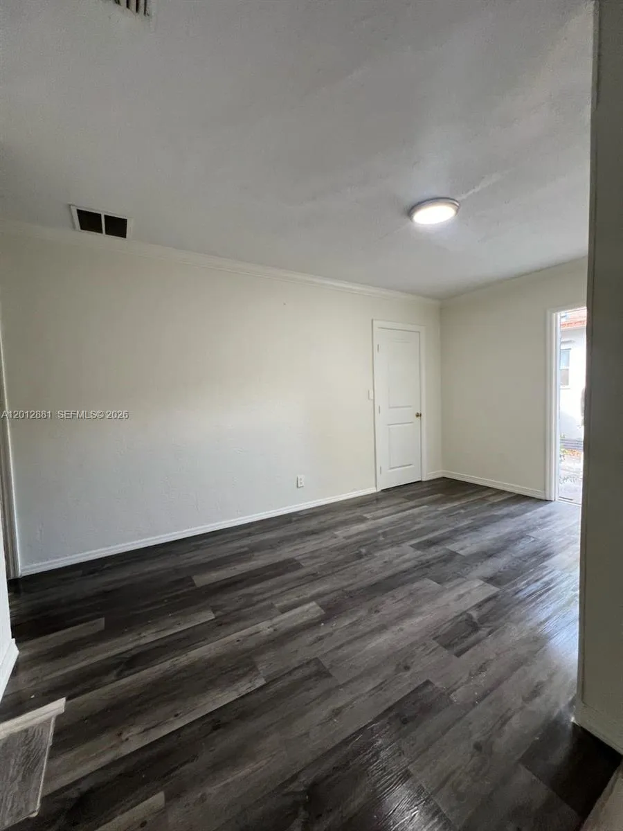 915 N 19th Ave, Hollywood, Florida 33020, Hollywood, Florida 33020, ,Residential Income,For Sale,915 N 19th Ave, Hollywood, Florida 33020,A12012881
