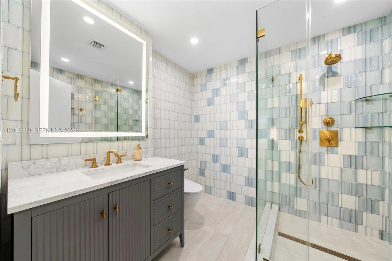 701 Crandon Blvd 401, Key Biscayne, Florida 33149, Key Biscayne, Florida 33149, 2 Bedrooms Bedrooms, ,2 BathroomsBathrooms,Residential Lease,For Rent,701 Crandon Blvd 401, Key Biscayne, Florida 33149,A12012990