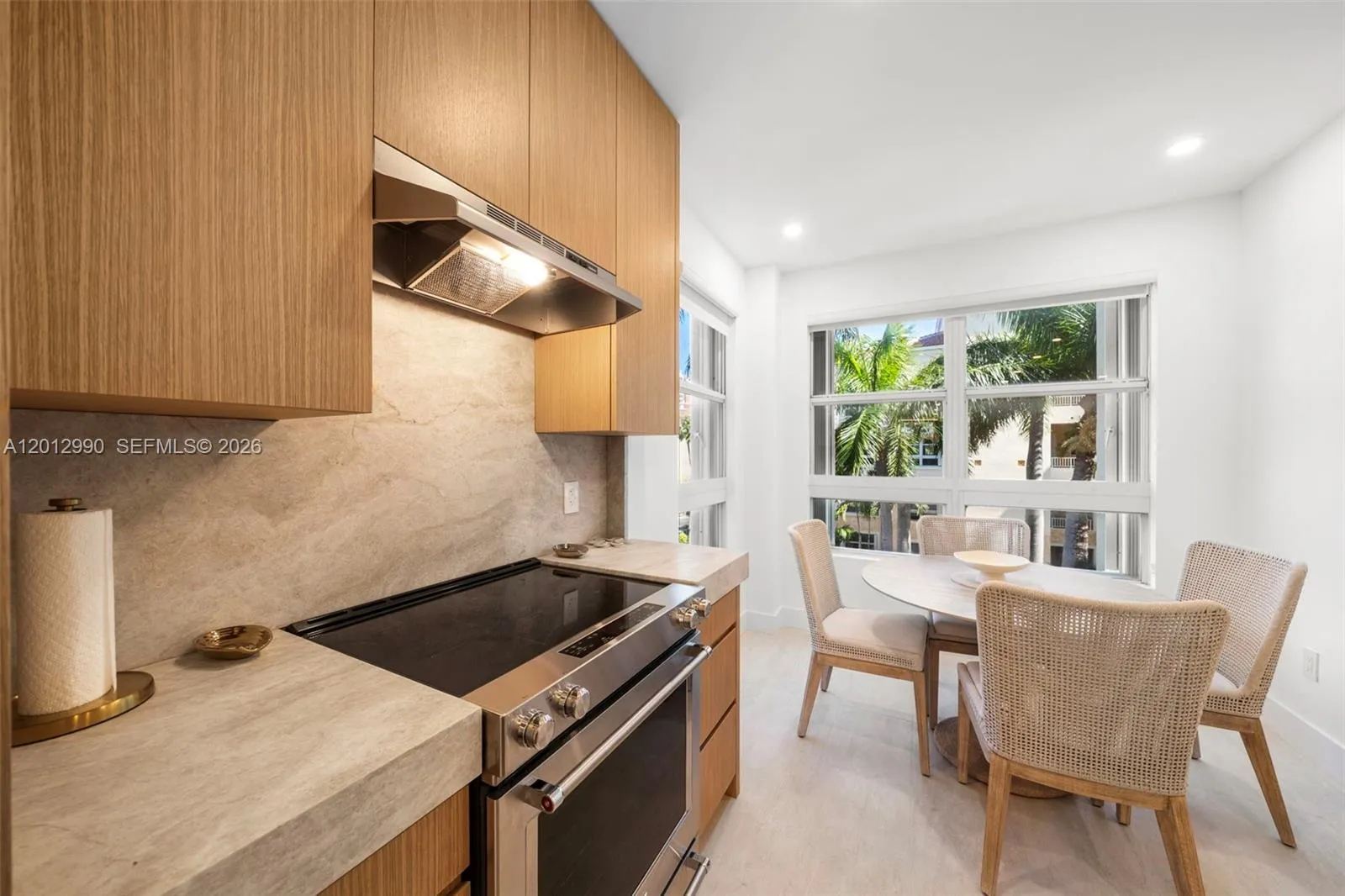 701 Crandon Blvd 401, Key Biscayne, Florida 33149, Key Biscayne, Florida 33149, 2 Bedrooms Bedrooms, ,2 BathroomsBathrooms,Residential Lease,For Rent,701 Crandon Blvd 401, Key Biscayne, Florida 33149,A12012990