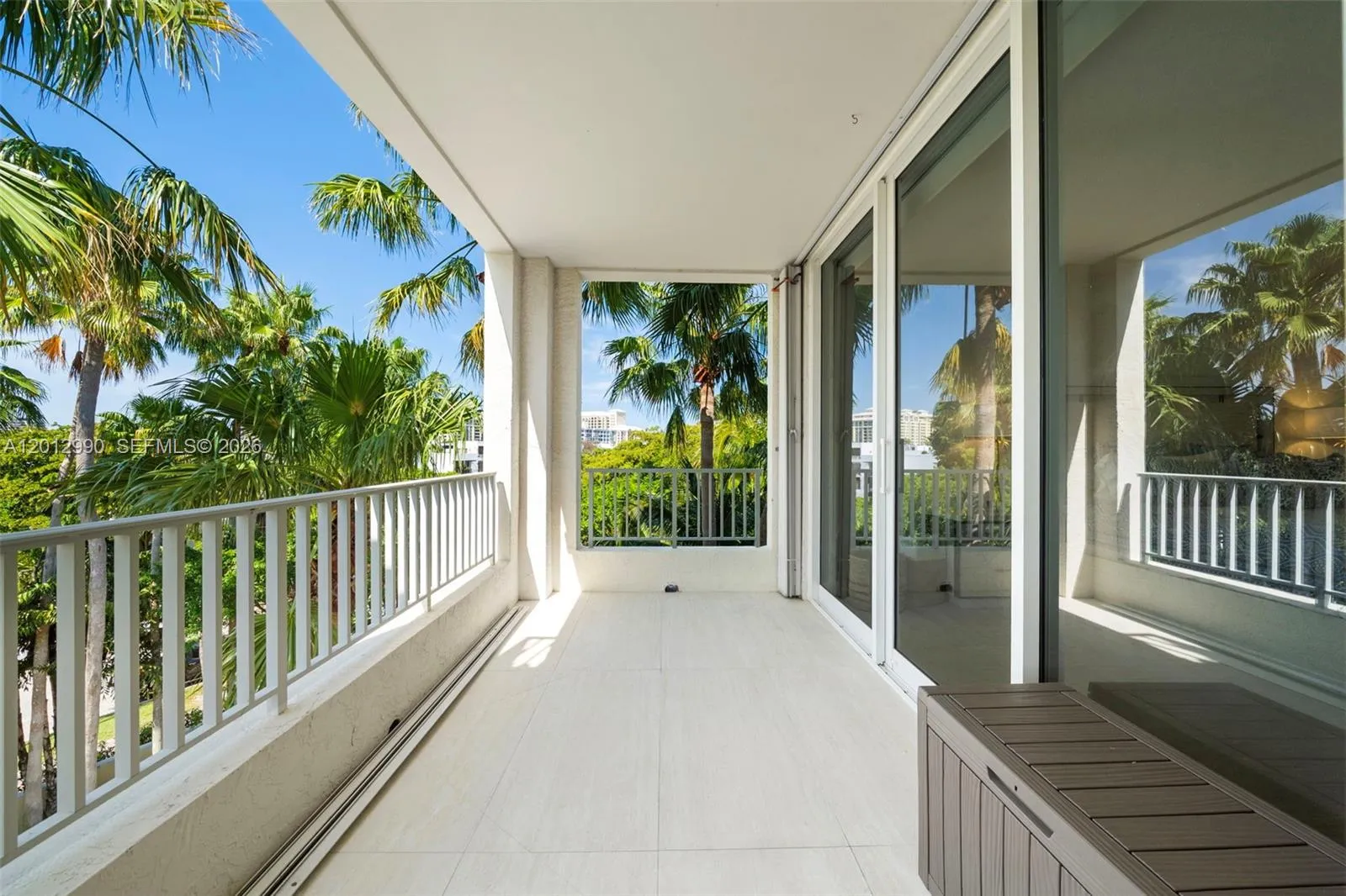 701 Crandon Blvd 401, Key Biscayne, Florida 33149, Key Biscayne, Florida 33149, 2 Bedrooms Bedrooms, ,2 BathroomsBathrooms,Residential Lease,For Rent,701 Crandon Blvd 401, Key Biscayne, Florida 33149,A12012990