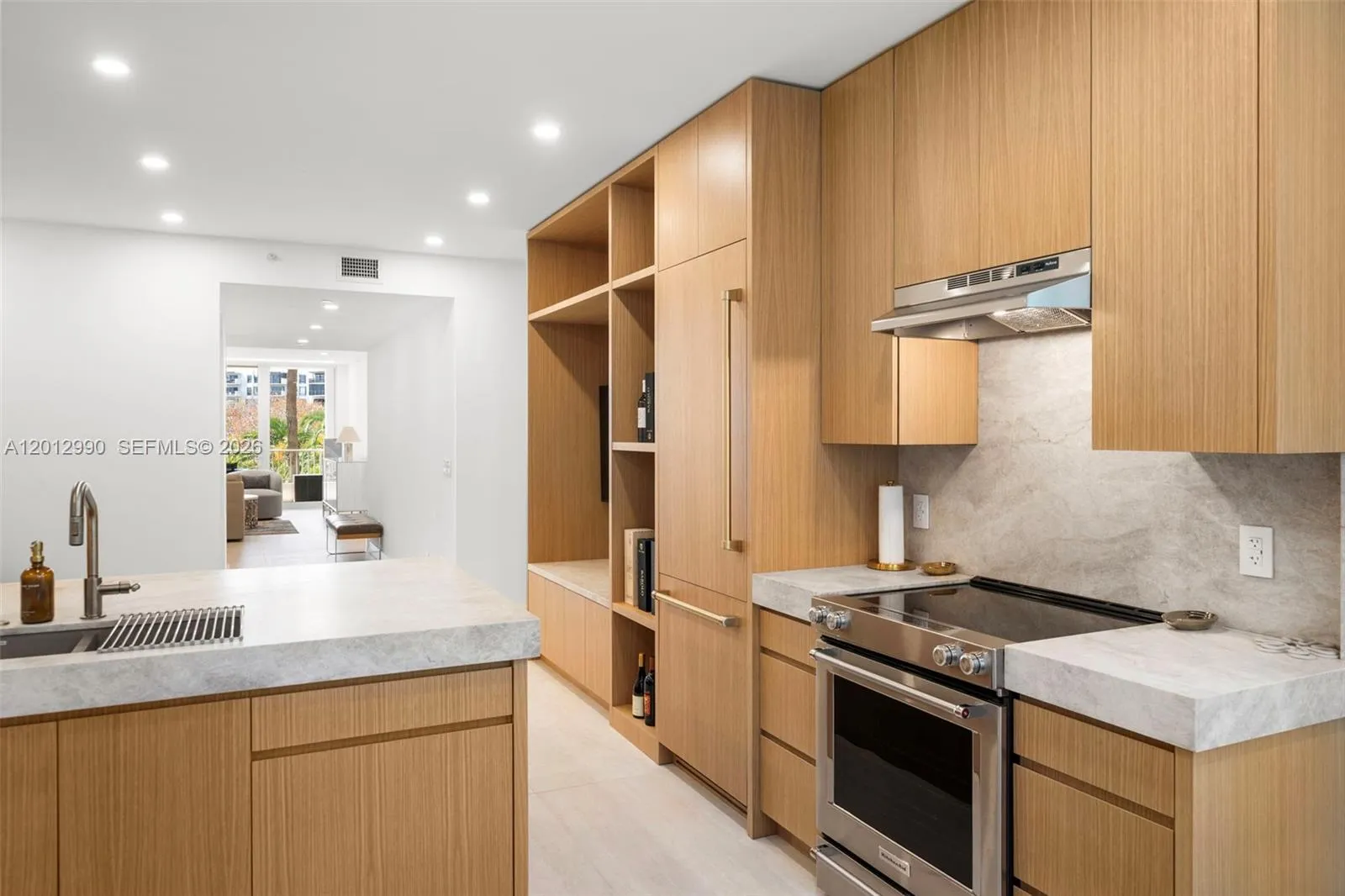 701 Crandon Blvd 401, Key Biscayne, Florida 33149, Key Biscayne, Florida 33149, 2 Bedrooms Bedrooms, ,2 BathroomsBathrooms,Residential Lease,For Rent,701 Crandon Blvd 401, Key Biscayne, Florida 33149,A12012990