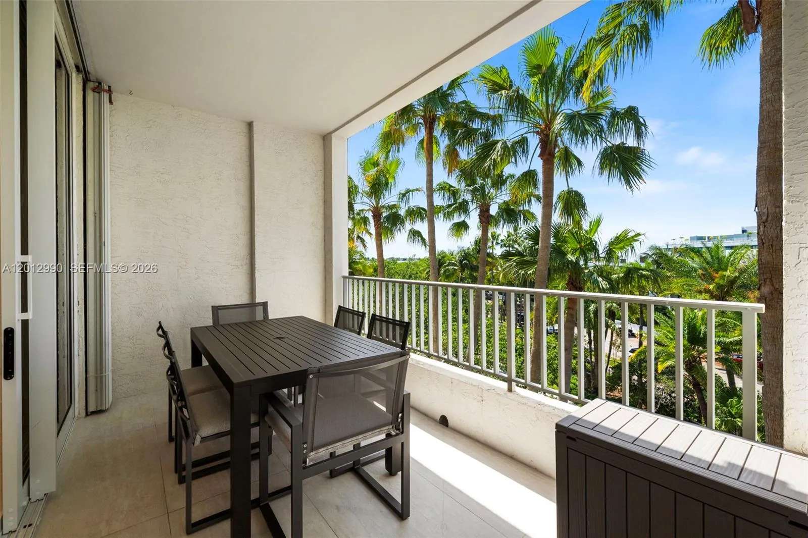 701 Crandon Blvd 401, Key Biscayne, Florida 33149, Key Biscayne, Florida 33149, 2 Bedrooms Bedrooms, ,2 BathroomsBathrooms,Residential Lease,For Rent,701 Crandon Blvd 401, Key Biscayne, Florida 33149,A12012990