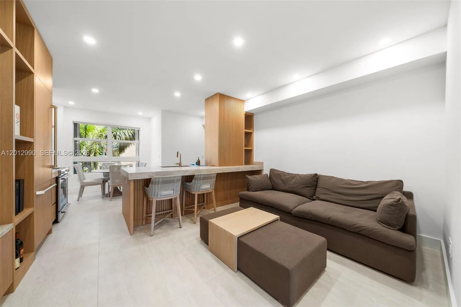 701 Crandon Blvd 401, Key Biscayne, Florida 33149, Key Biscayne, Florida 33149, 2 Bedrooms Bedrooms, ,2 BathroomsBathrooms,Residential Lease,For Rent,701 Crandon Blvd 401, Key Biscayne, Florida 33149,A12012990