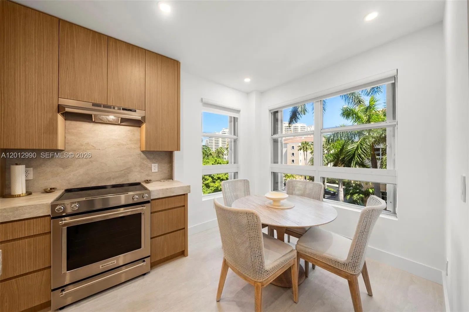 701 Crandon Blvd 401, Key Biscayne, Florida 33149, Key Biscayne, Florida 33149, 2 Bedrooms Bedrooms, ,2 BathroomsBathrooms,Residential Lease,For Rent,701 Crandon Blvd 401, Key Biscayne, Florida 33149,A12012990