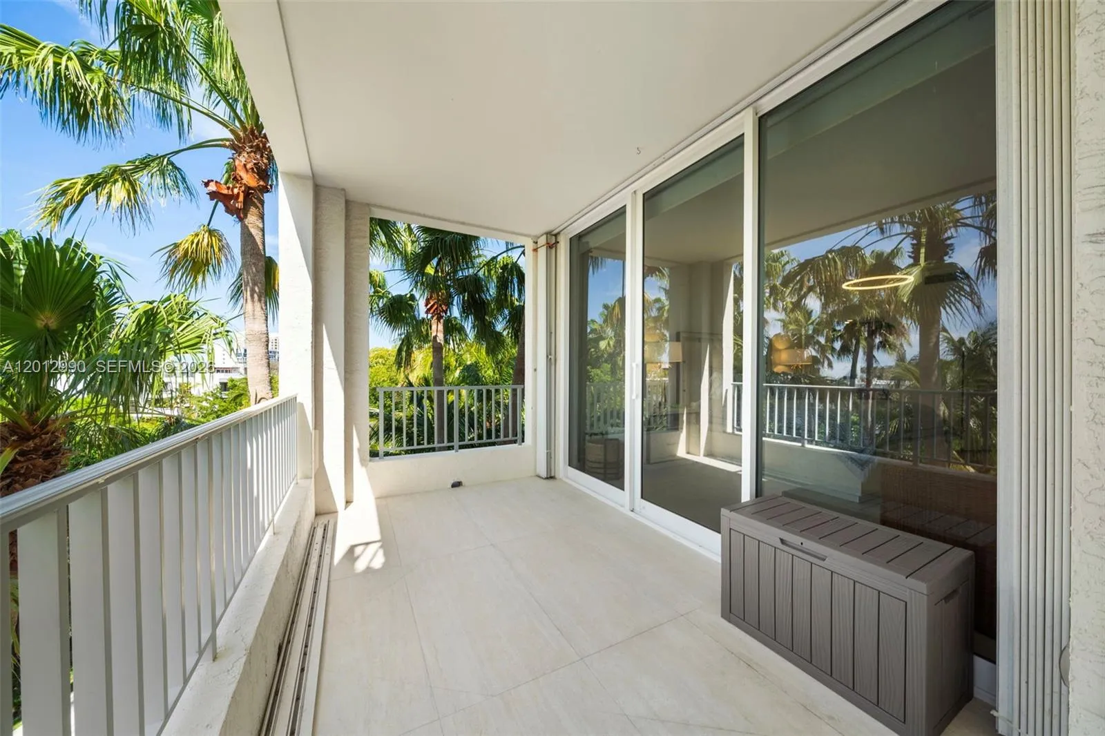 701 Crandon Blvd 401, Key Biscayne, Florida 33149, Key Biscayne, Florida 33149, 2 Bedrooms Bedrooms, ,2 BathroomsBathrooms,Residential Lease,For Rent,701 Crandon Blvd 401, Key Biscayne, Florida 33149,A12012990