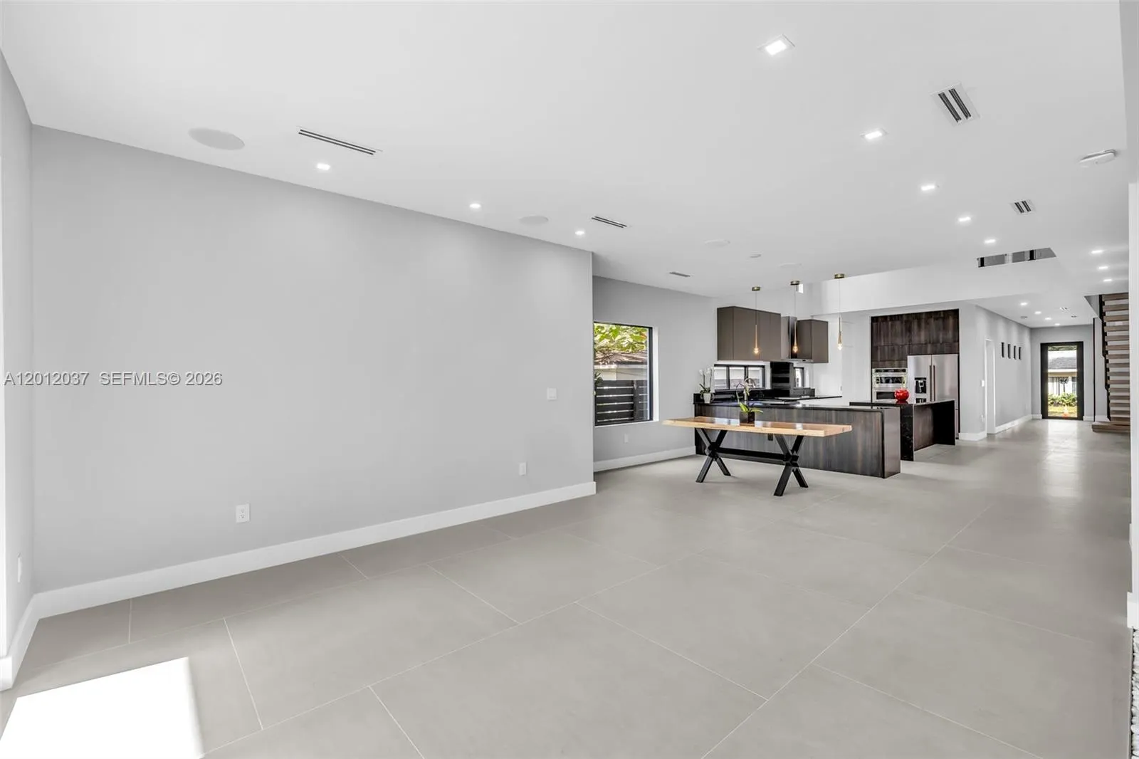 808 Sw 9th St 808-b, Fort Lauderdale, Florida 3331, Fort Lauderdale, Florida 33315, 3 Bedrooms Bedrooms, ,2 BathroomsBathrooms,Residential,For Sale,808 Sw 9th St 808-b, Fort Lauderdale, Florida 3331,A12012037