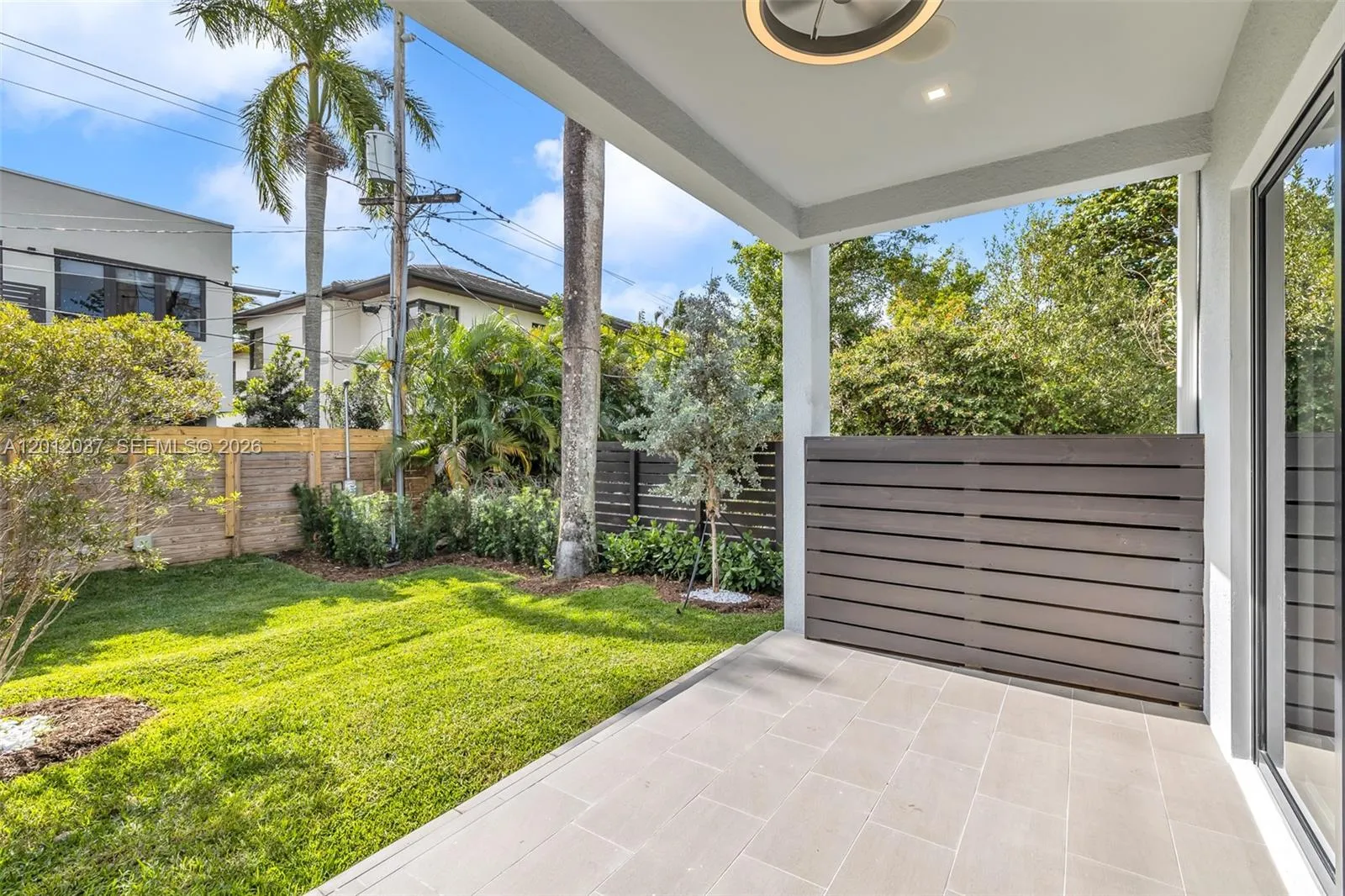 808 Sw 9th St 808-b, Fort Lauderdale, Florida 3331, Fort Lauderdale, Florida 33315, 3 Bedrooms Bedrooms, ,2 BathroomsBathrooms,Residential,For Sale,808 Sw 9th St 808-b, Fort Lauderdale, Florida 3331,A12012037