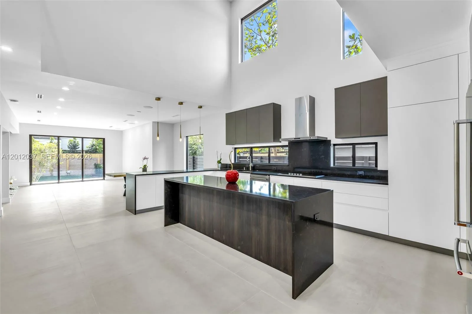 808 Sw 9th St 808-b, Fort Lauderdale, Florida 3331, Fort Lauderdale, Florida 33315, 3 Bedrooms Bedrooms, ,2 BathroomsBathrooms,Residential,For Sale,808 Sw 9th St 808-b, Fort Lauderdale, Florida 3331,A12012037