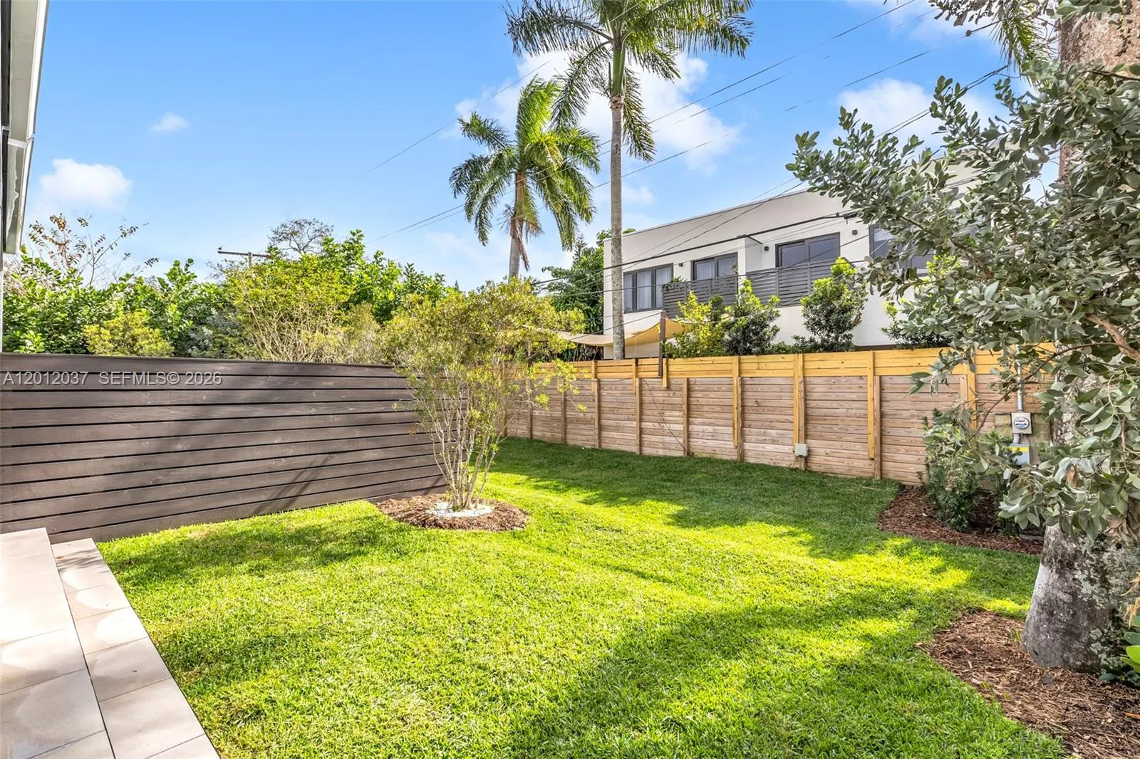 808 Sw 9th St 808-b, Fort Lauderdale, Florida 3331, Fort Lauderdale, Florida 33315, 3 Bedrooms Bedrooms, ,2 BathroomsBathrooms,Residential,For Sale,808 Sw 9th St 808-b, Fort Lauderdale, Florida 3331,A12012037