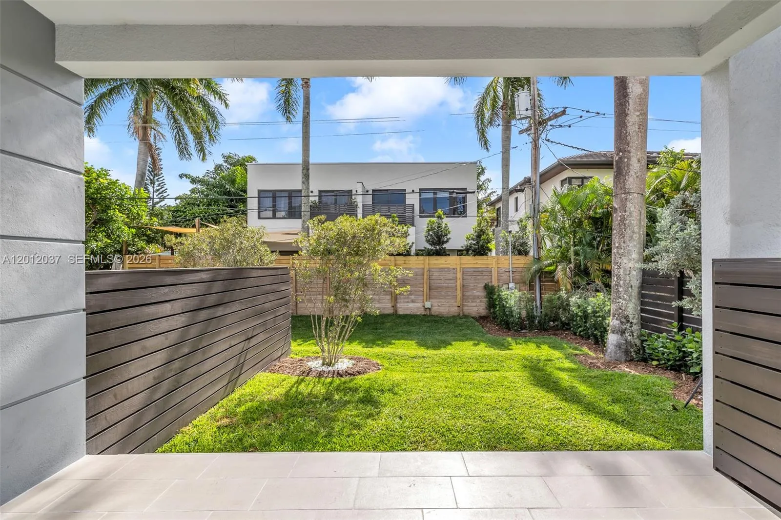 808 Sw 9th St 808-b, Fort Lauderdale, Florida 3331, Fort Lauderdale, Florida 33315, 3 Bedrooms Bedrooms, ,2 BathroomsBathrooms,Residential,For Sale,808 Sw 9th St 808-b, Fort Lauderdale, Florida 3331,A12012037