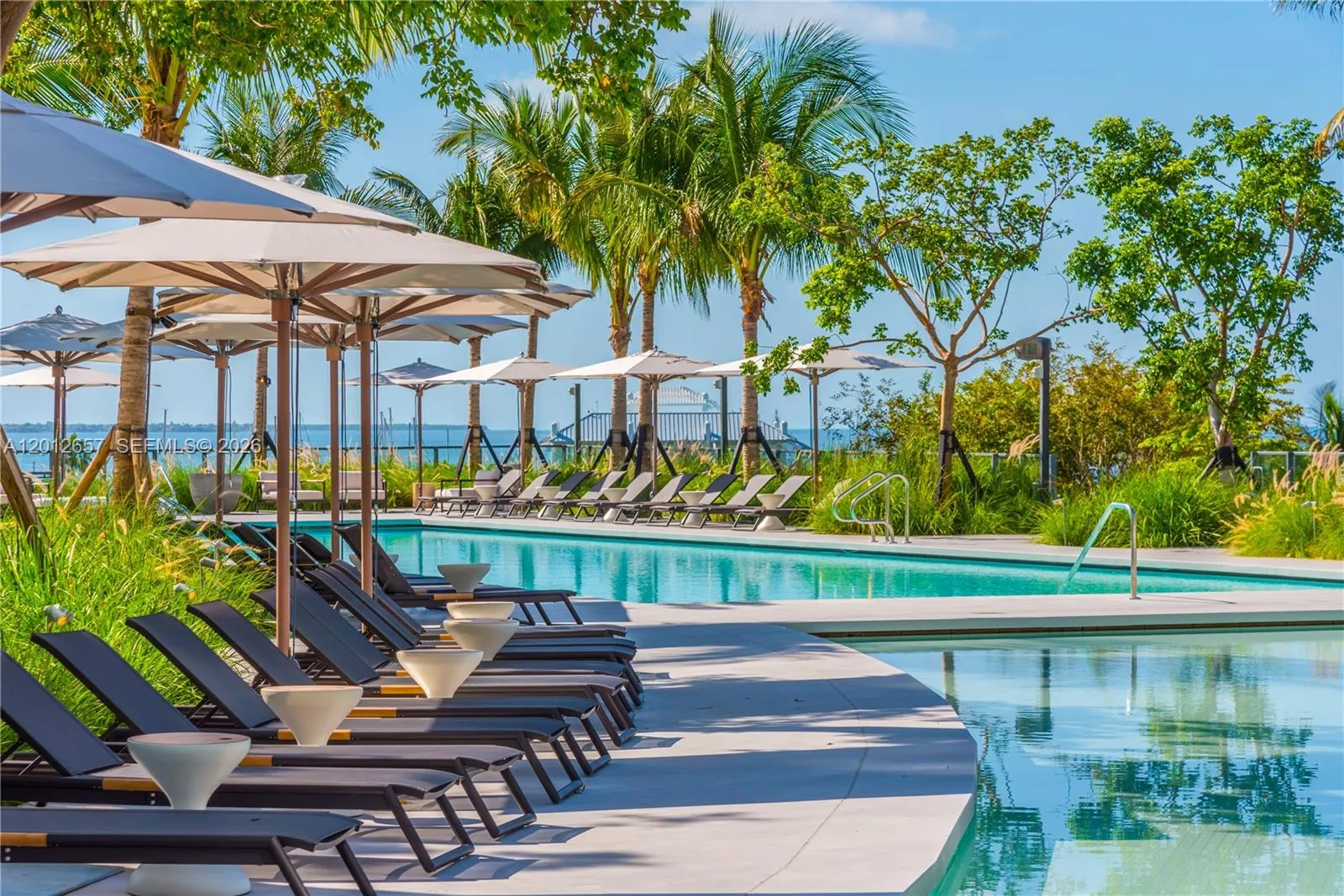 2831 S Bayshore Dr 707, Miami, Florida 33133, Miami, Florida 33133, 1 Bedroom Bedrooms, ,1 BathroomBathrooms,Residential Lease,For Rent,2831 S Bayshore Dr 707, Miami, Florida 33133,A12012657