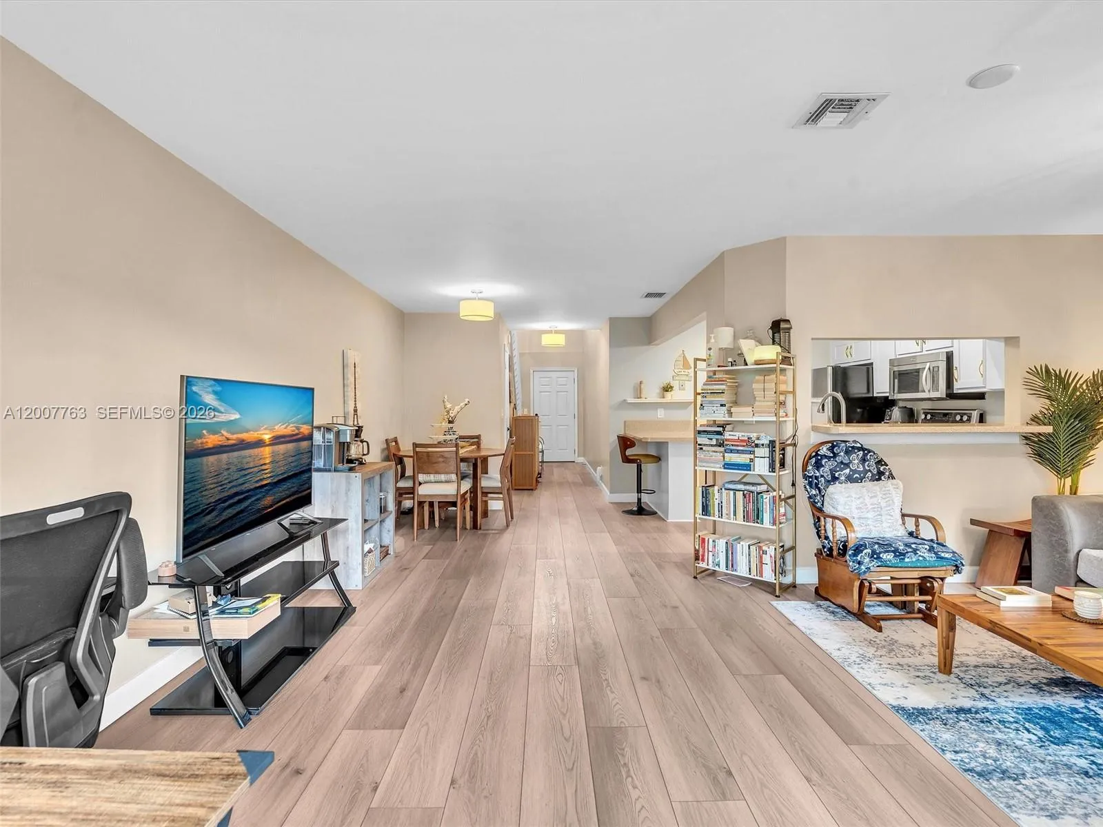 1958 E Discovery Cir E, Deerfield Beach, Florida 3, Deerfield Beach, Florida 33442, 2 Bedrooms Bedrooms, ,2 BathroomsBathrooms,Residential,For Sale,1958 E Discovery Cir E, Deerfield Beach, Florida 3,A12007763
