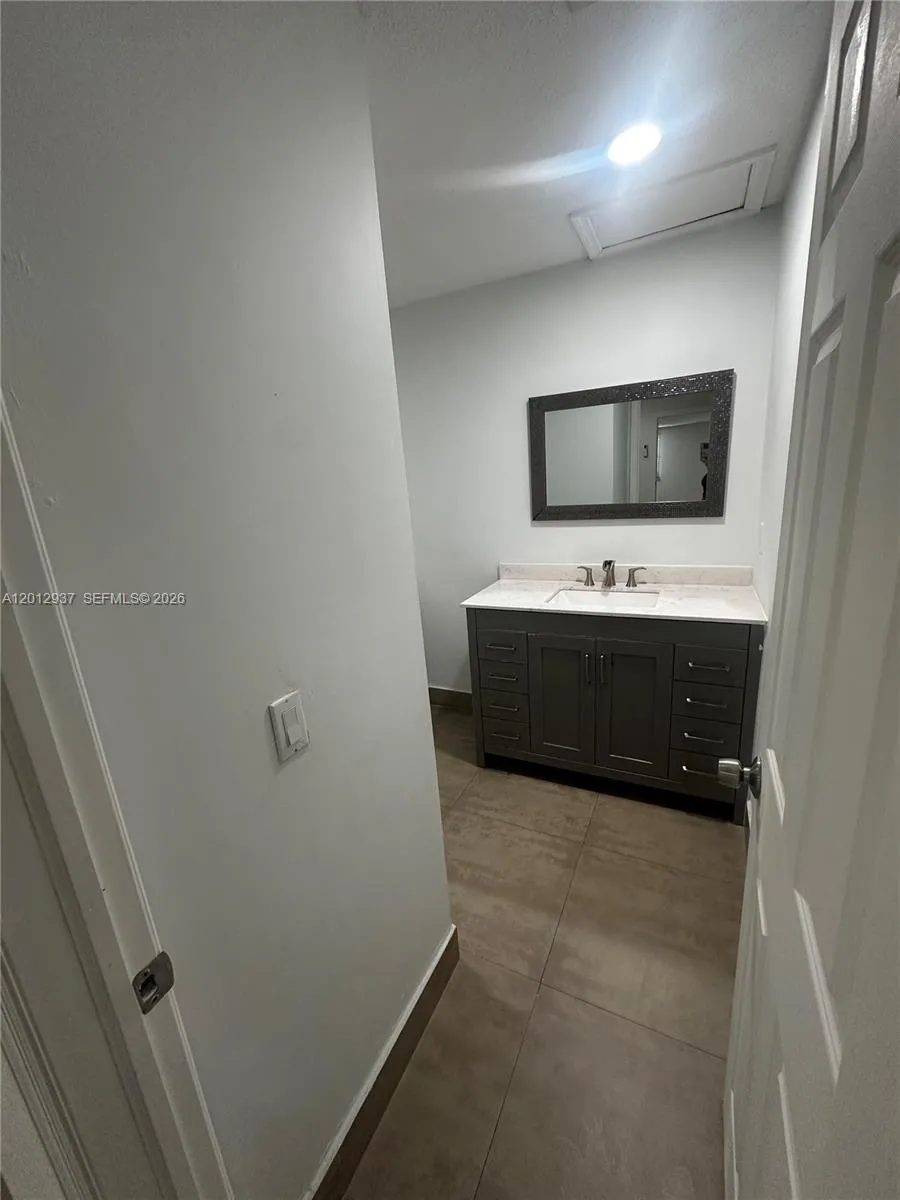 18560 Sw 128th Ave B, Miami, Florida 33177, Miami, Florida 33177, 1 Bedroom Bedrooms, ,1 BathroomBathrooms,Residential Lease,For Rent,18560 Sw 128th Ave B, Miami, Florida 33177,A12012937