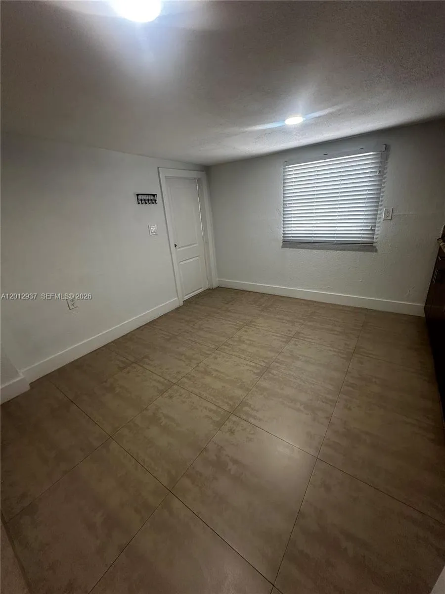 18560 Sw 128th Ave B, Miami, Florida 33177, Miami, Florida 33177, 1 Bedroom Bedrooms, ,1 BathroomBathrooms,Residential Lease,For Rent,18560 Sw 128th Ave B, Miami, Florida 33177,A12012937