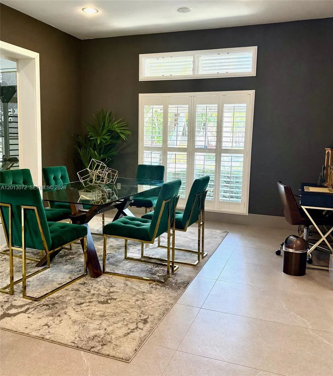 15560 Sw 106th Ln 1302, Miami, Florida 33196, Miami, Florida 33196, 2 Bedrooms Bedrooms, ,2 BathroomsBathrooms,Residential,For Sale,15560 Sw 106th Ln 1302, Miami, Florida 33196,A12013072