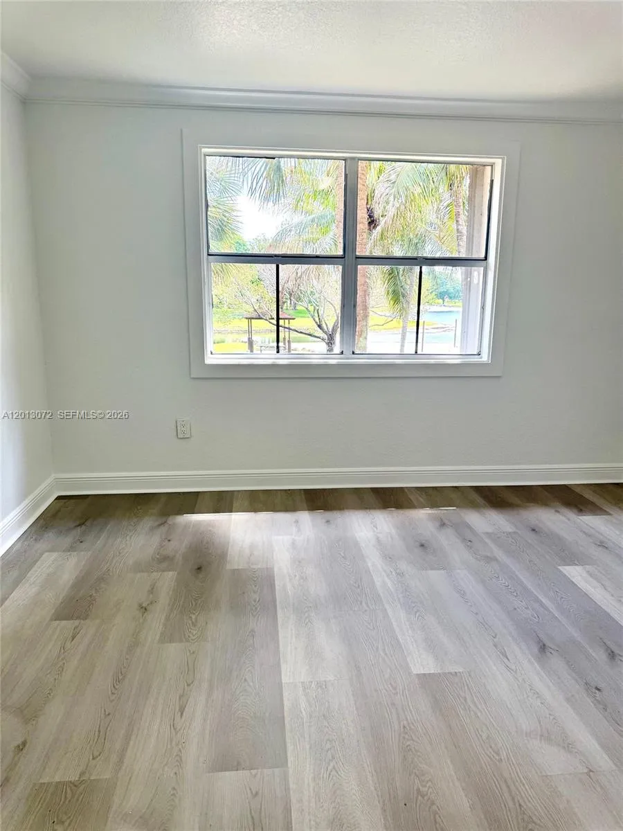 15560 Sw 106th Ln 1302, Miami, Florida 33196, Miami, Florida 33196, 2 Bedrooms Bedrooms, ,2 BathroomsBathrooms,Residential,For Sale,15560 Sw 106th Ln 1302, Miami, Florida 33196,A12013072