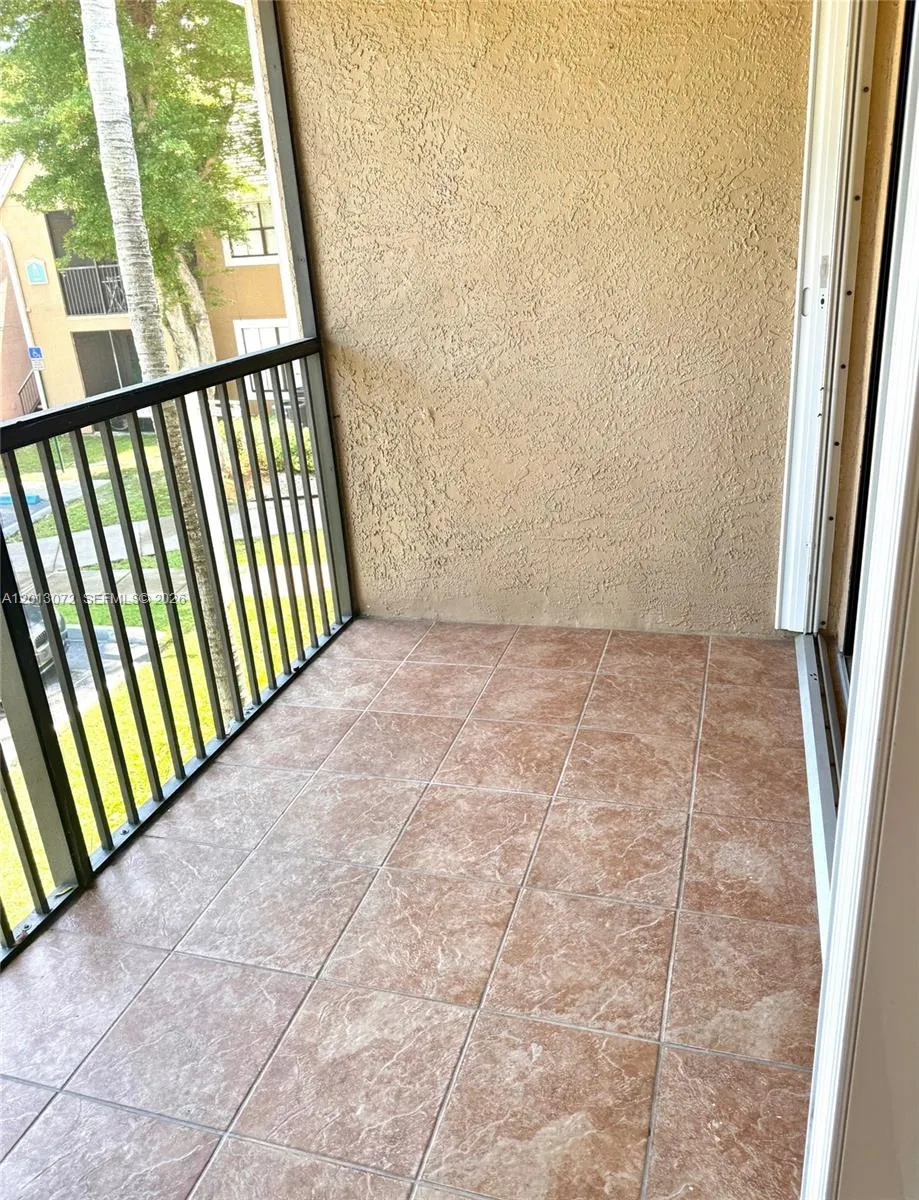 15560 Sw 106th Ln 1302, Miami, Florida 33196, Miami, Florida 33196, 2 Bedrooms Bedrooms, ,2 BathroomsBathrooms,Residential,For Sale,15560 Sw 106th Ln 1302, Miami, Florida 33196,A12013072