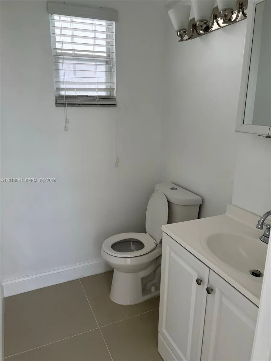 145 Nw 41st Ct 11, Deerfield Beach, Florida 33064, Deerfield Beach, Florida 33064, 3 Bedrooms Bedrooms, ,1 BathroomBathrooms,Residential Lease,For Rent,145 Nw 41st Ct 11, Deerfield Beach, Florida 33064,A12013081