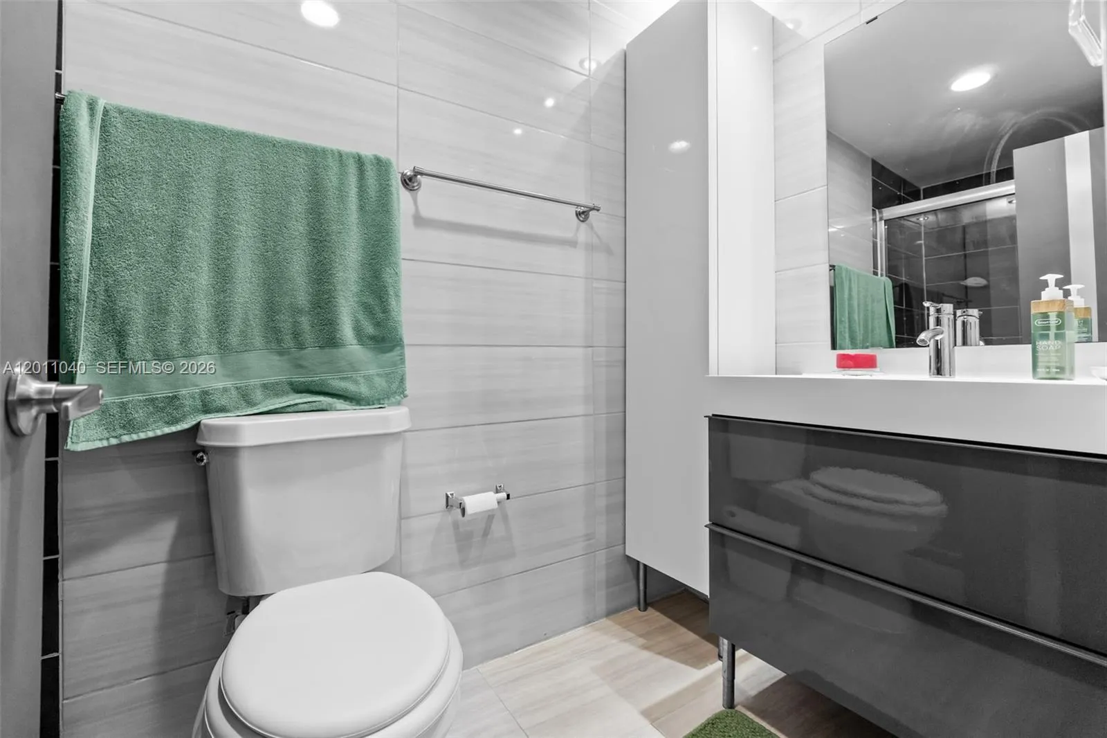 1825 S Ocean Drive Ph-9, Hallandale Beach, Florida, Hallandale Beach, Florida 33009, 2 Bedrooms Bedrooms, ,2 BathroomsBathrooms,Residential,For Sale,1825 S Ocean Drive Ph-9, Hallandale Beach, Florida,A12011040