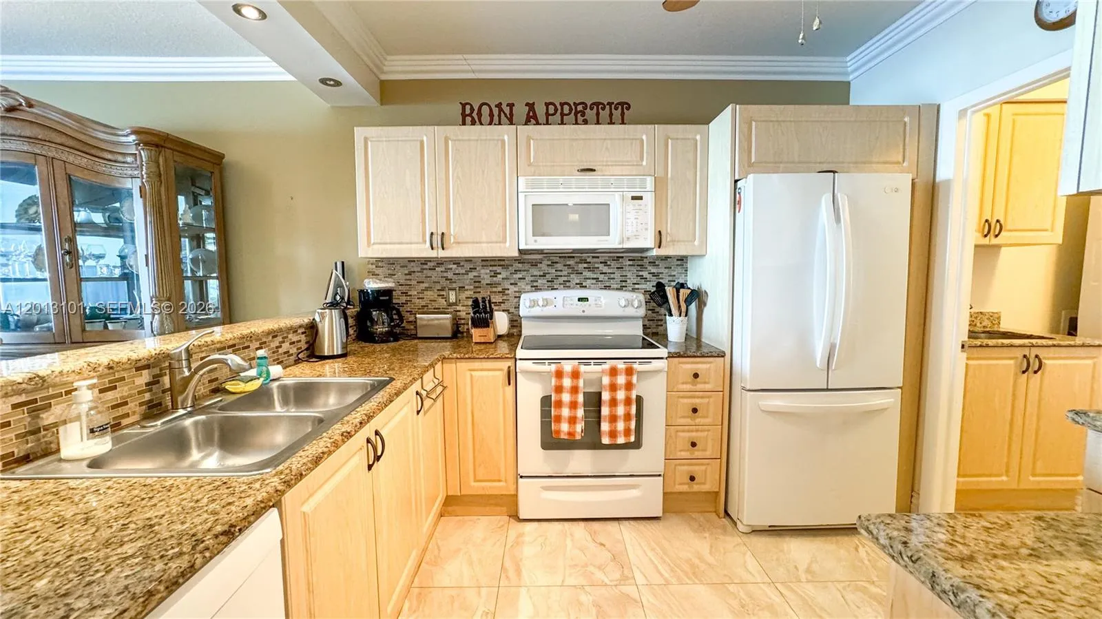 18100 N Bay Rd 1106, Sunny Isles Beach, Florida 33, Sunny Isles Beach, Florida 33160, 2 Bedrooms Bedrooms, ,2 BathroomsBathrooms,Residential Lease,For Rent,18100 N Bay Rd 1106, Sunny Isles Beach, Florida 33,A12013101
