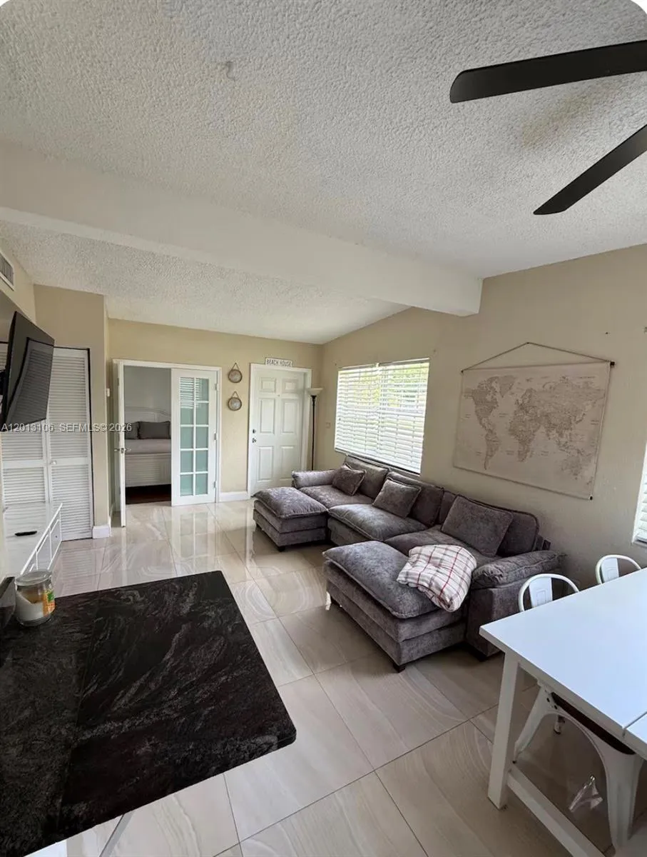 4720 Ne 14th Ave, Pompano Beach, Florida 33064, Pompano Beach, Florida 33064, 2 Bedrooms Bedrooms, ,1 BathroomBathrooms,Residential,For Sale,4720 Ne 14th Ave, Pompano Beach, Florida 33064,A12013106